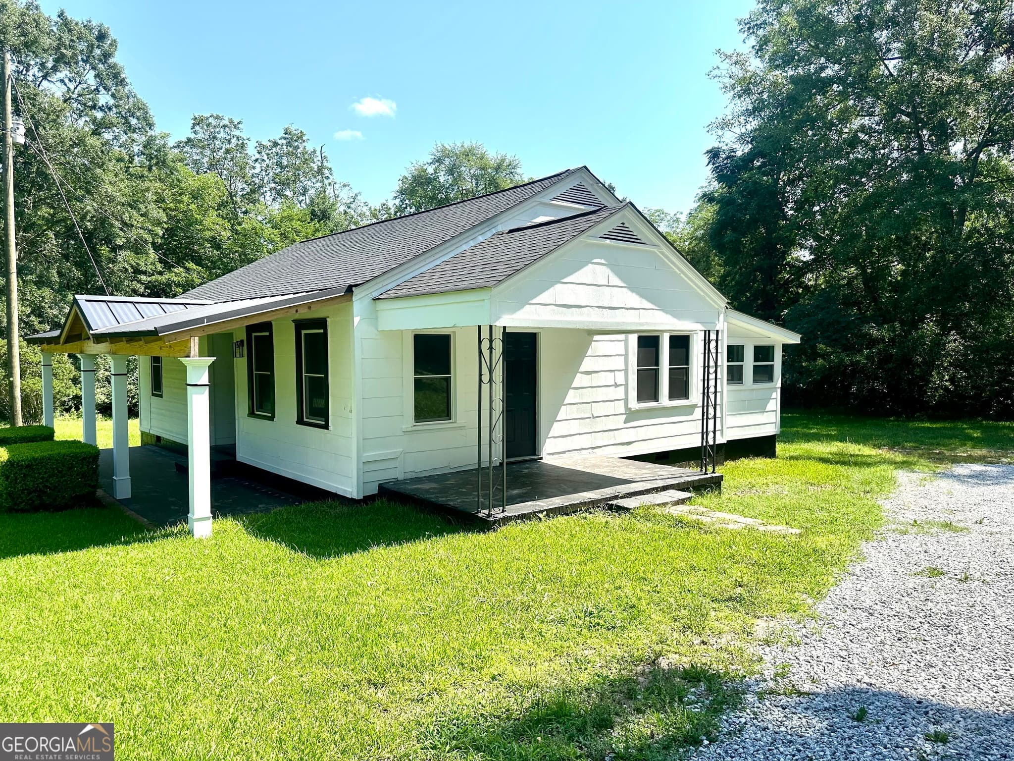 3 bedroom, 1 bathroom, 1,104 sq ft single family residence for rent at 61 Maloy Road, Griffin, GA 30224 for $1,600 a month — photo 4