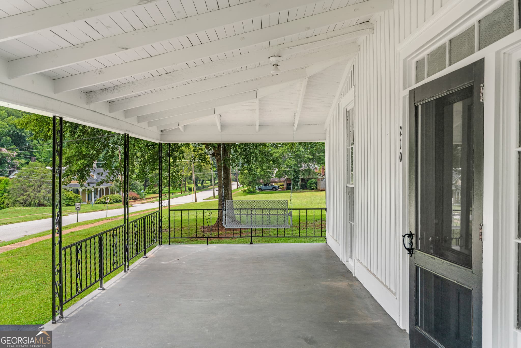 5 bedroom, 2.5 bathroom, 4,965 sq ft single family residence for sale at 210 N 14th Street, Lanett, AL 36863 — photo 2