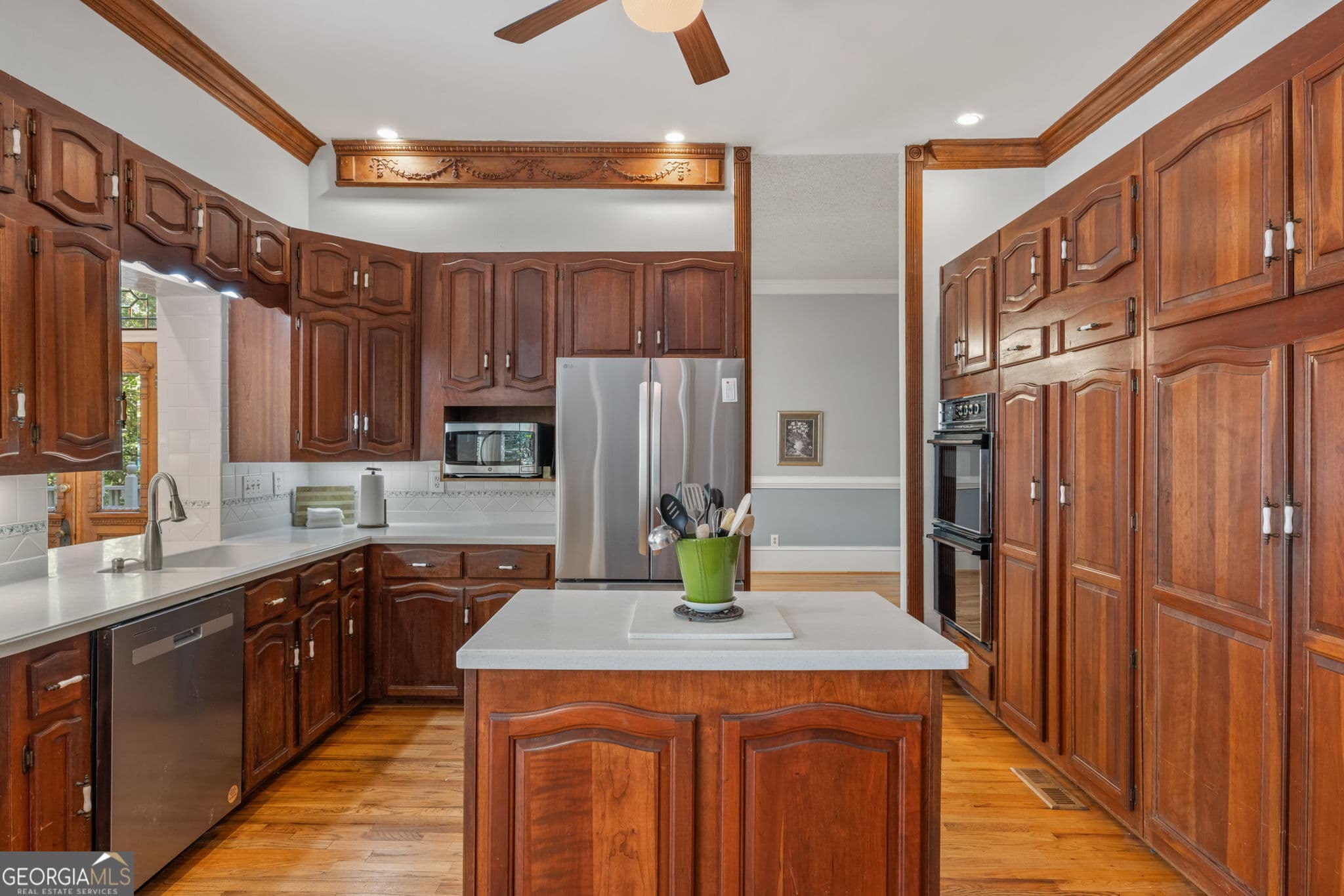 4 bedroom, 3 bathroom, 4,836 sq ft single family residence for sale at 5633 Aven Road, Marietta, GA 30068 — photo 10