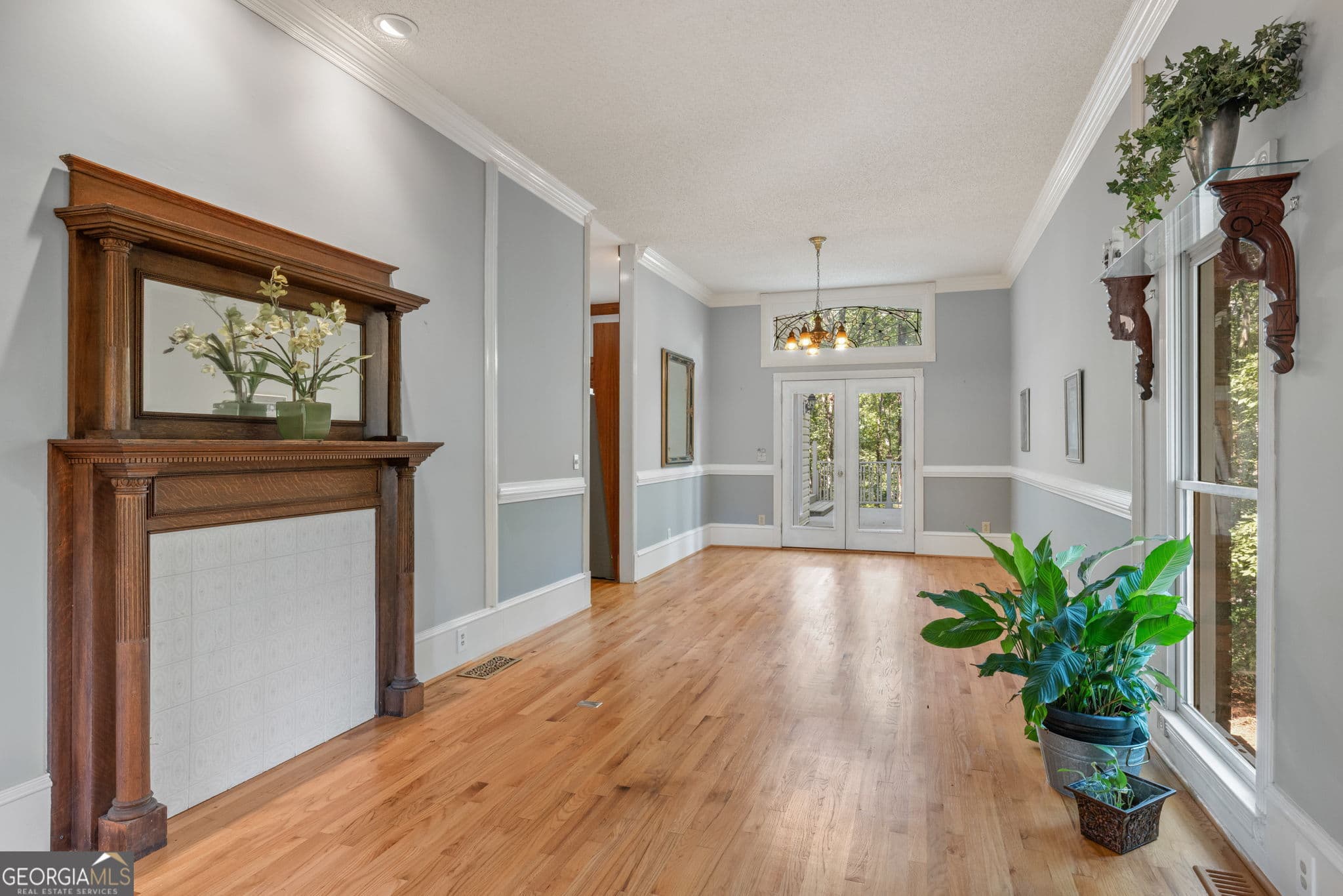 4 bedroom, 3 bathroom, 4,836 sq ft single family residence for sale at 5633 Aven Road, Marietta, GA 30068 — photo 4