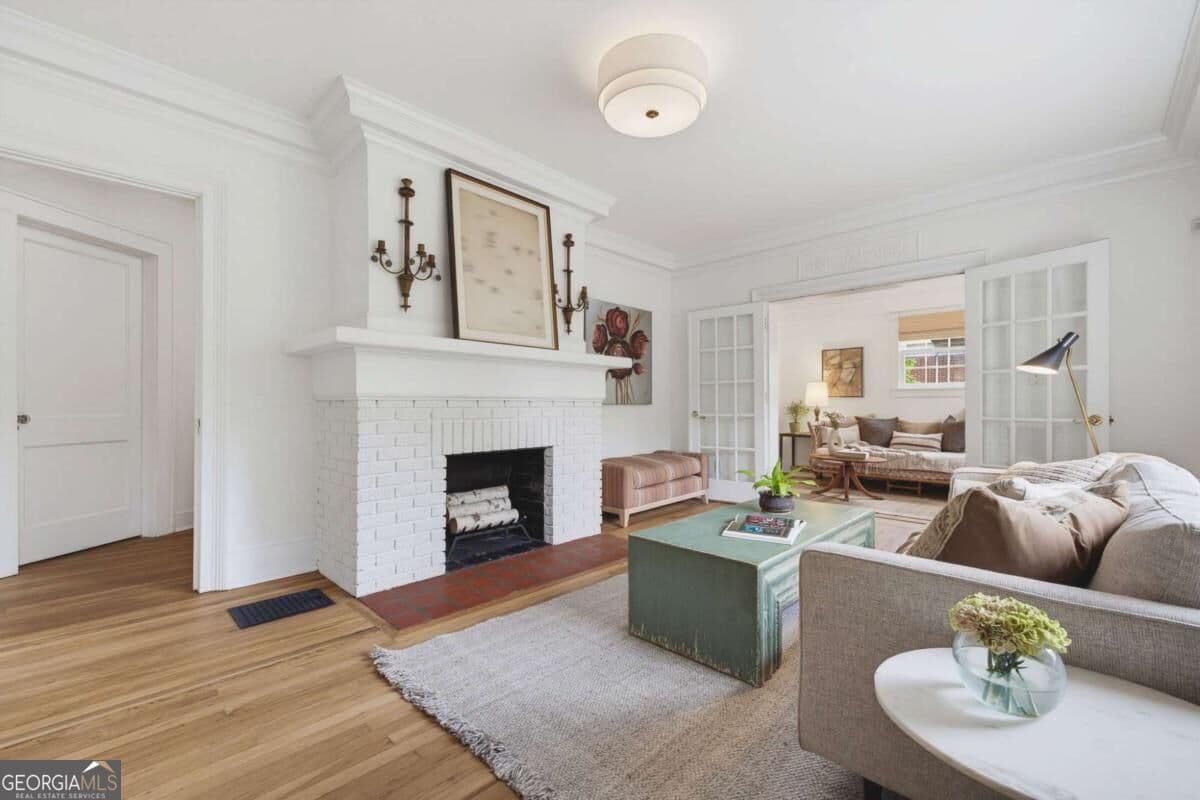 4 bedroom, 3 bathroom, 2,320 sq ft single family residence for sale at 252 Kings Highway, Decatur, GA 30030 — photo 3