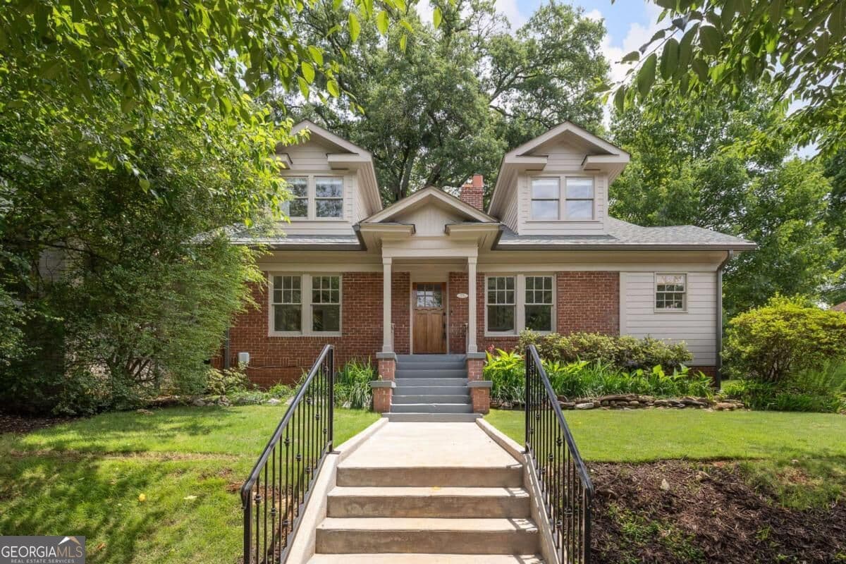 4 bedroom, 3 bathroom, 2,320 sq ft single family residence for sale at 252 Kings Highway, Decatur, GA 30030