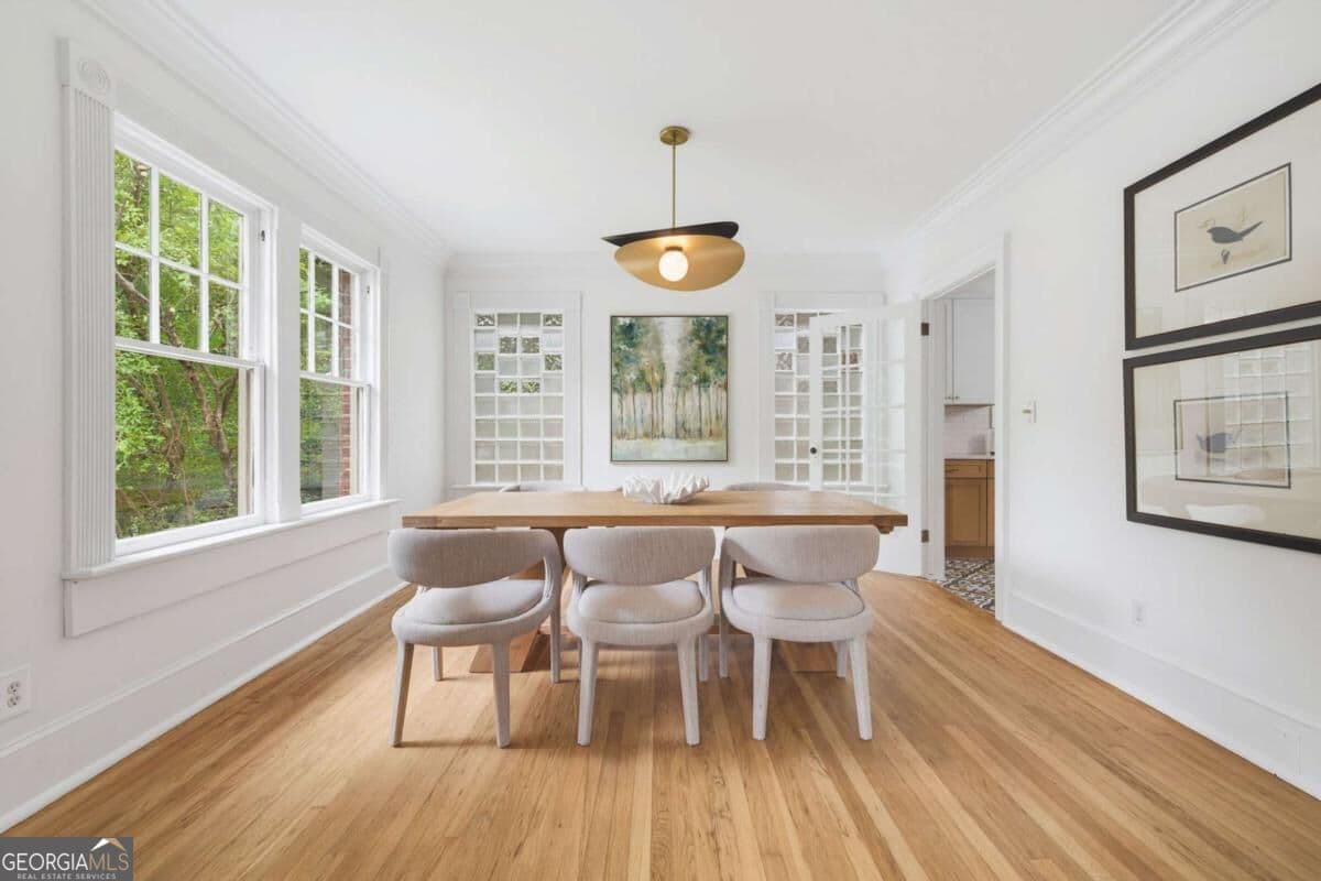 4 bedroom, 3 bathroom, 2,320 sq ft single family residence for sale at 252 Kings Highway, Decatur, GA 30030 — photo 10
