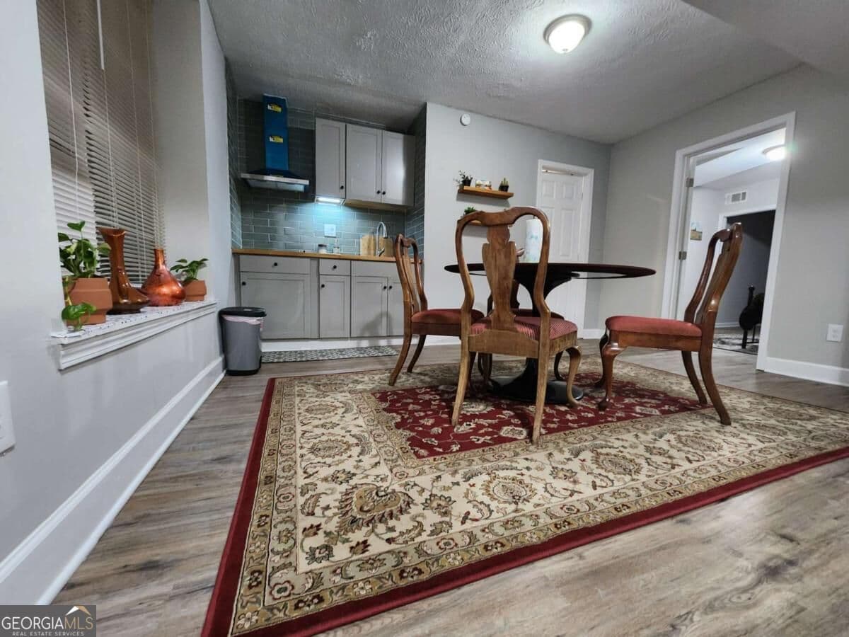 1 bedroom, 1 bathroom, 900 sq ft single family residence for rent at 2829 Cobb Place Manor Court, Marietta, GA 30066 for $1,500 a month — photo 4