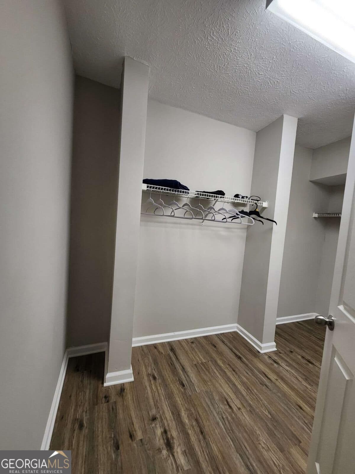 1 bedroom, 1 bathroom, 900 sq ft single family residence for rent at 2829 Cobb Place Manor Court, Marietta, GA 30066 for $1,500 a month — photo 8
