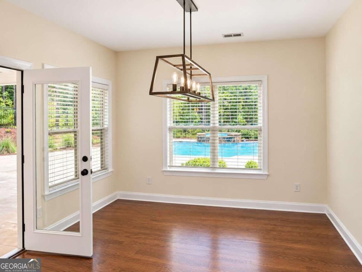 4 bedroom, 3.5 bathroom, 2,939 sq ft single family residence for sale at 260 Timbercreek Estates Drive, Sharpsburg, GA 30277 — photo 7