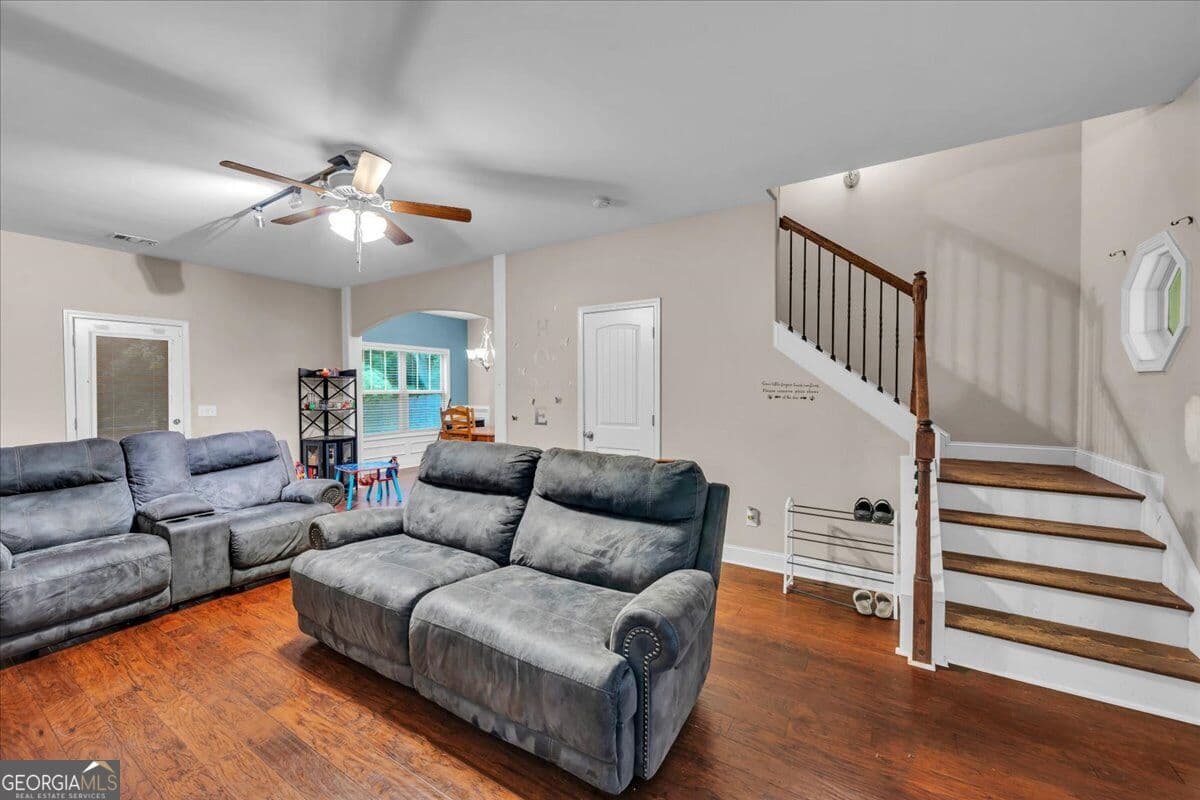 3 bedroom, 2.5 bathroom single family residence for sale at 3858 Fortson Lane, Columbus, GA 31909 — photo 4