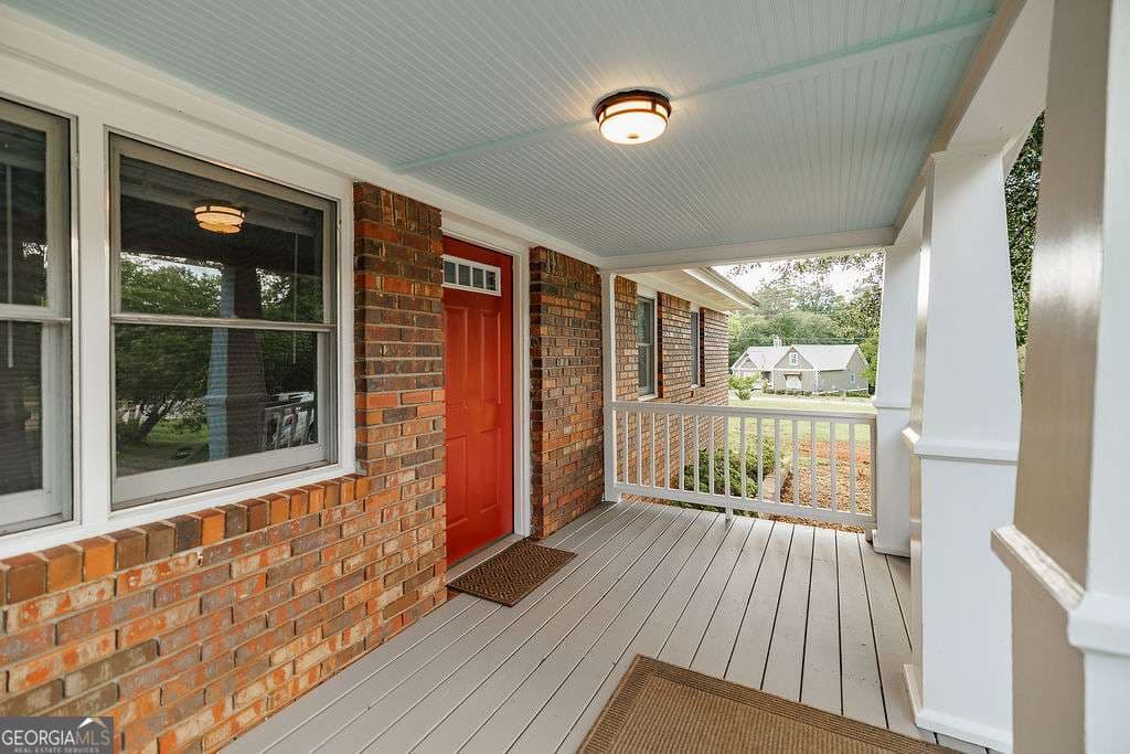 3 bedroom, 2 bathroom, 1,482 sq ft single family residence for sale at 391 Gober Road, Bishop, GA 30621 — photo 4