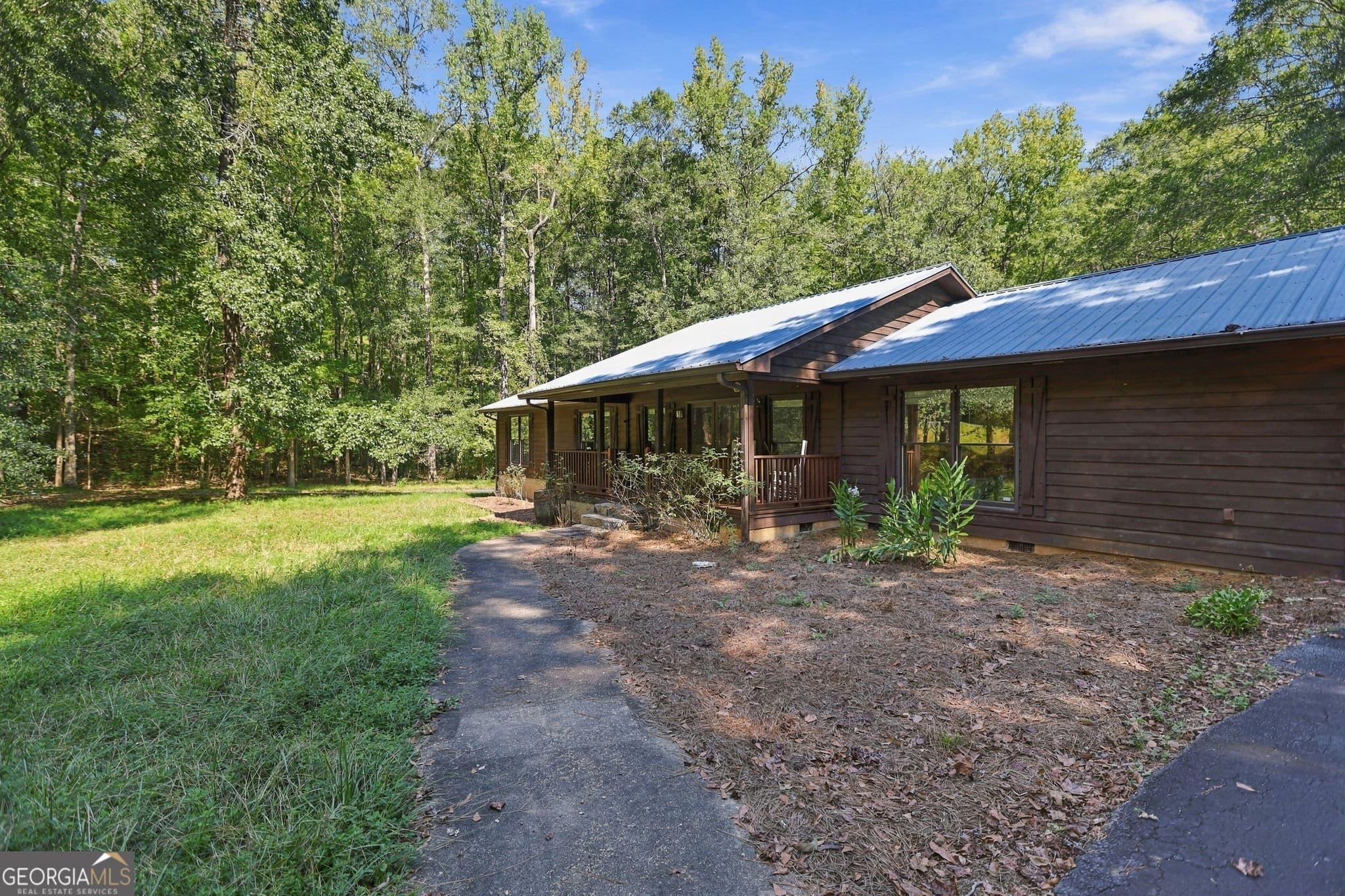 3 bedroom, 2 bathroom, 3,562 sq ft single family residence for sale at 200 Grayson Trail, Hogansville, GA 30230 — photo 5