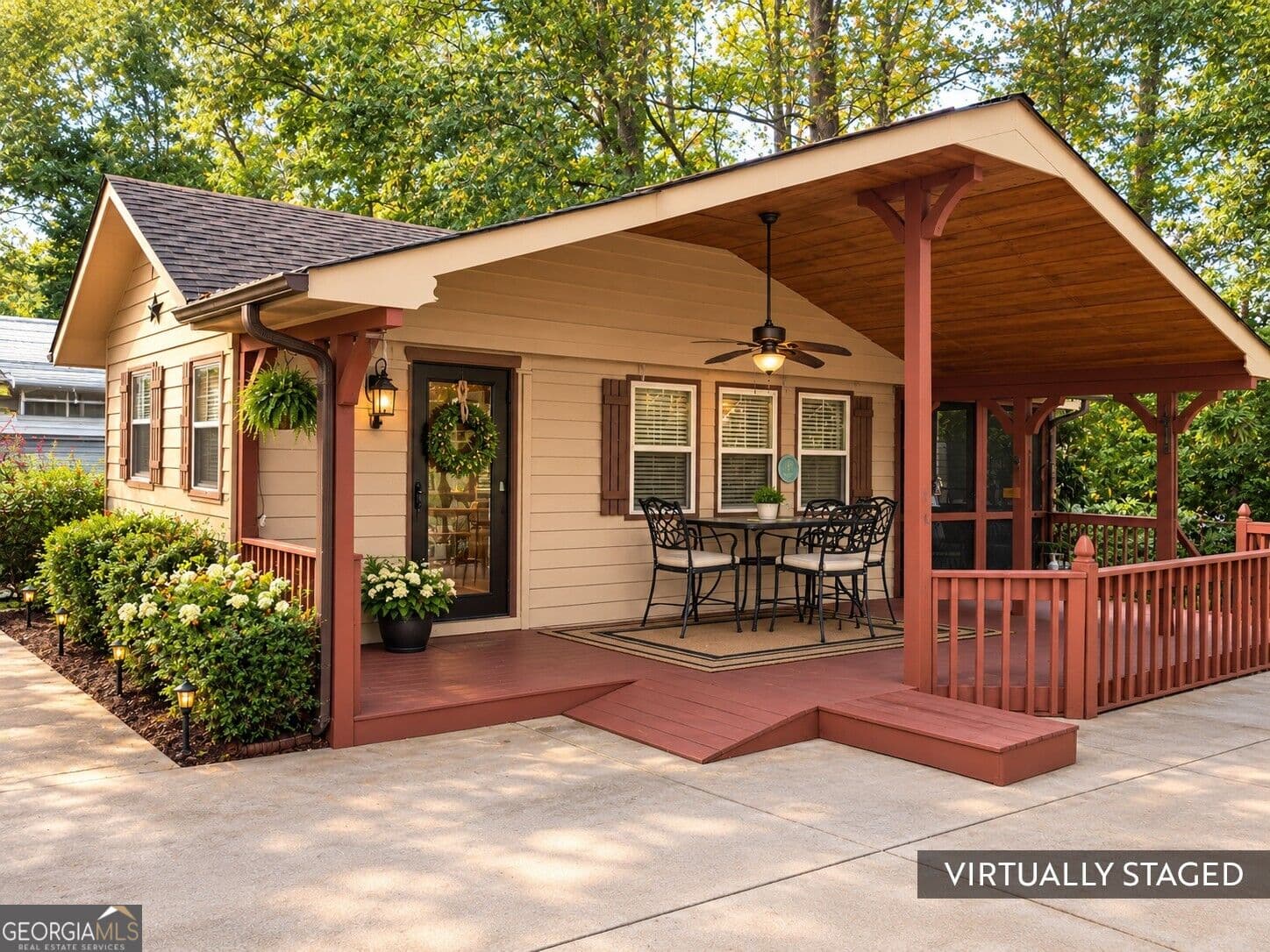 1 bedroom, 1 bathroom, 436 sq ft cabin,single family residence for sale at 87 Maple Wood Lane, Cleveland, GA 30528 — photo 1 of 22