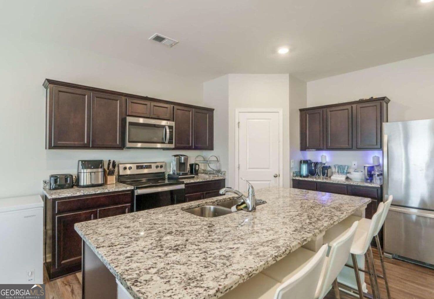 4 bedroom, 2.5 bathroom, 2,389 sq ft single family residence for rent at 449 McCall Way, Monroe, GA 30655 for $2,200 a month — photo 8