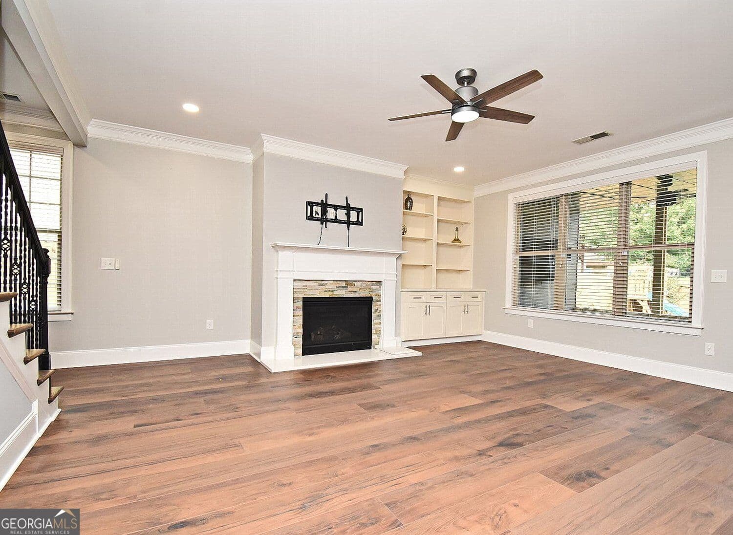 4 bedroom, 4 bathroom, 3,224 sq ft single family residence for rent at 2625 Hickory Hill Drive, Smyrna, GA 30080 for $4,750 a month — photo 8