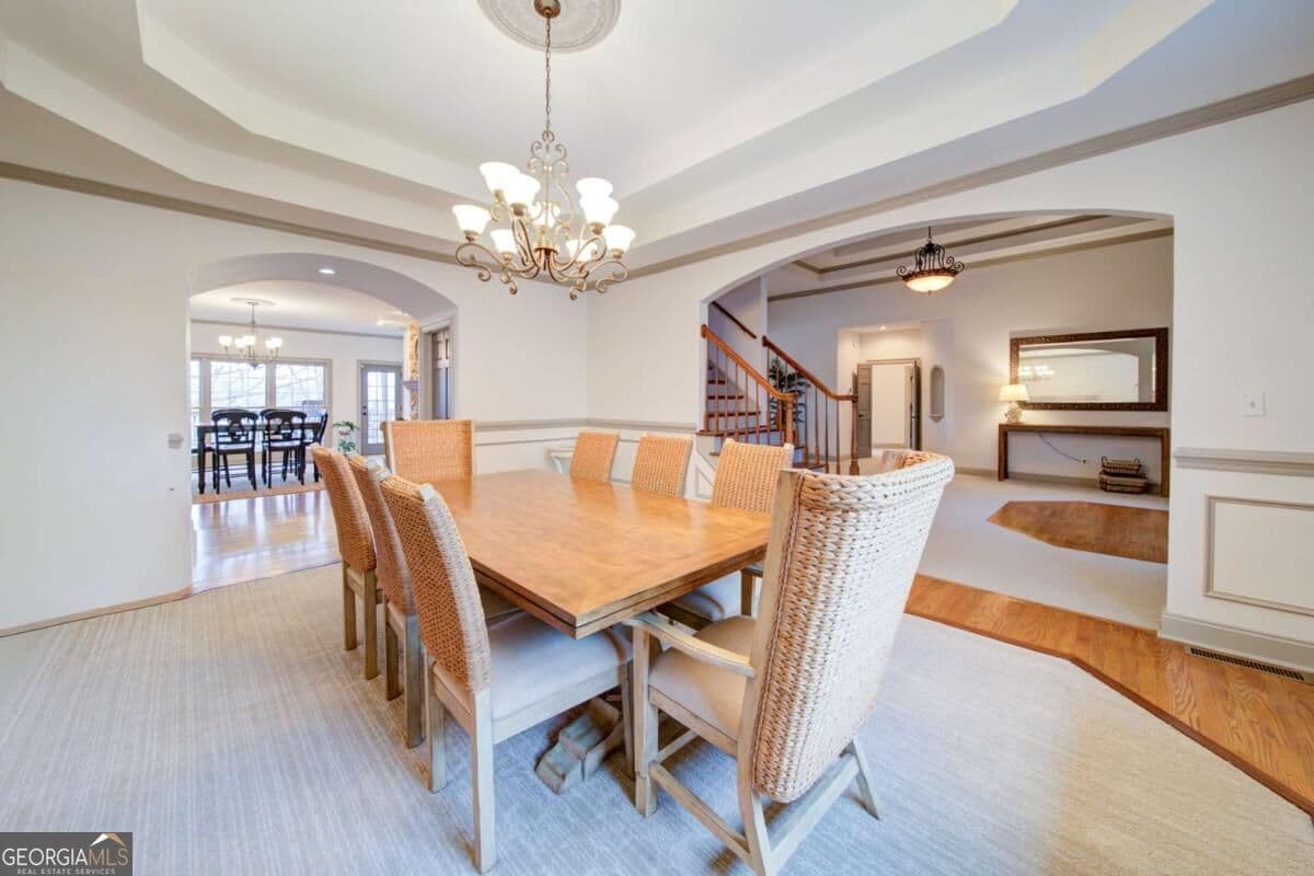 4 bedroom, 3.5 bathroom, 6,892 sq ft single family residence for sale at 6462 Waterscape Ridge, Gainesville, GA 30506 — photo 7