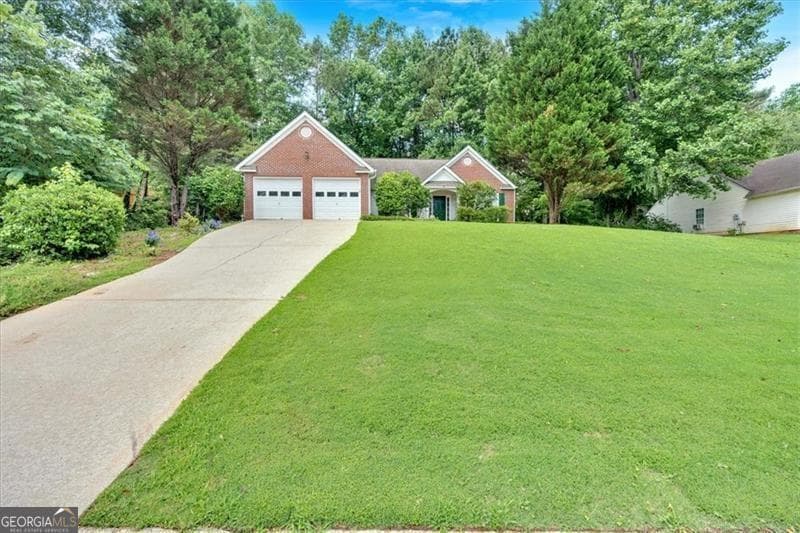 3 bedroom, 2 bathroom, 1,798 sq ft single family residence for sale at 322 London Lane, Hiram, GA 30141 — photo 2