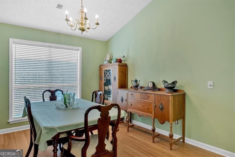 3 bedroom, 2 bathroom, 1,798 sq ft single family residence for sale at 322 London Lane, Hiram, GA 30141 — photo 7