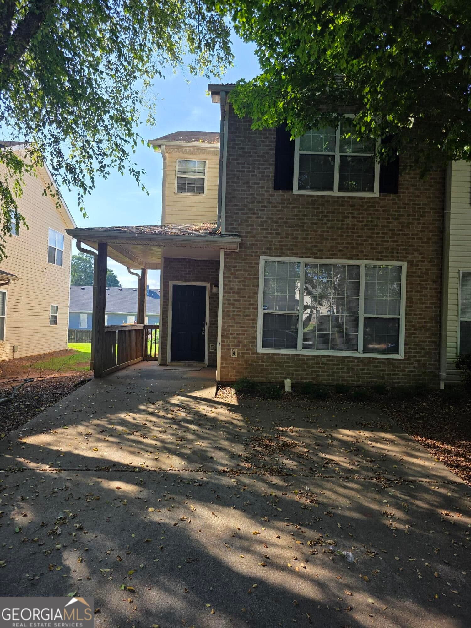 3 bedroom, 2.5 bathroom, 1,470 sq ft single family residence for rent at 2481 Brianna Drive, Hampton, GA 30228 for $1,500 a month
