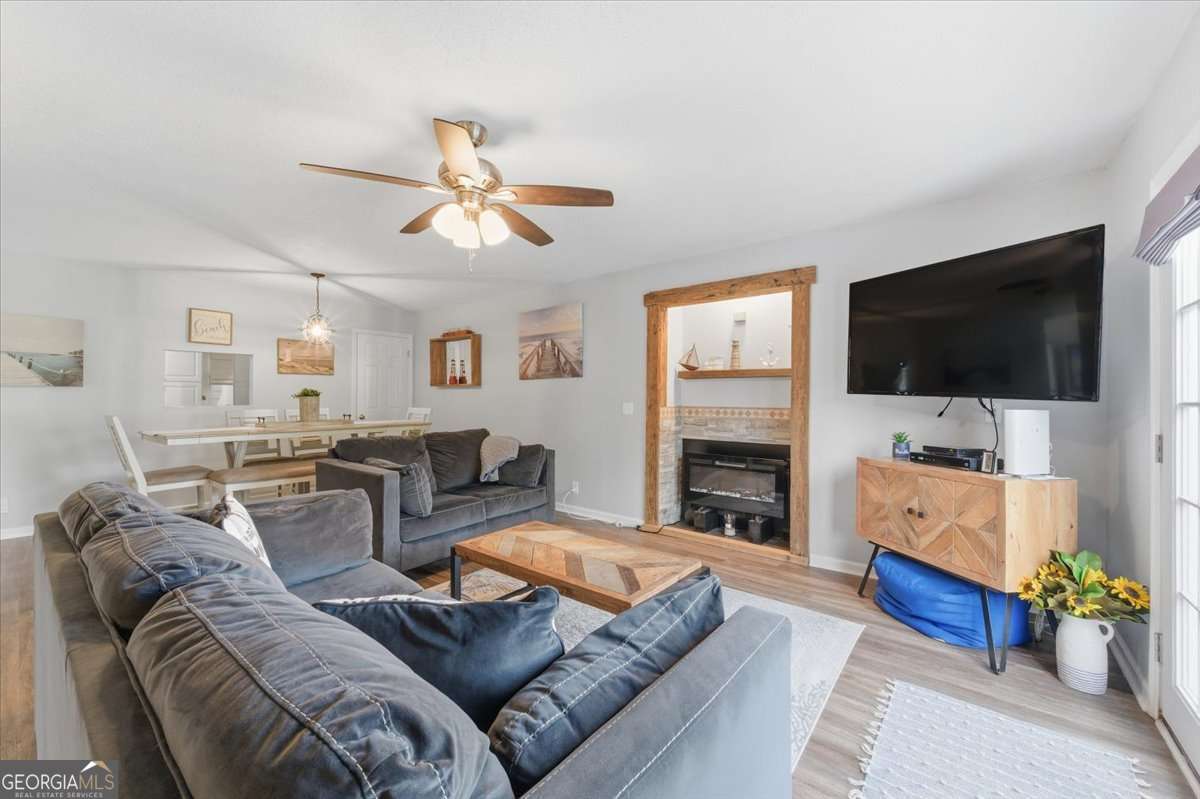 3 bedroom, 1.5 bathroom, 1,344 sq ft condominium for sale at 1000 Sea Island Road #68, St. Simons, GA 31522 — photo 8