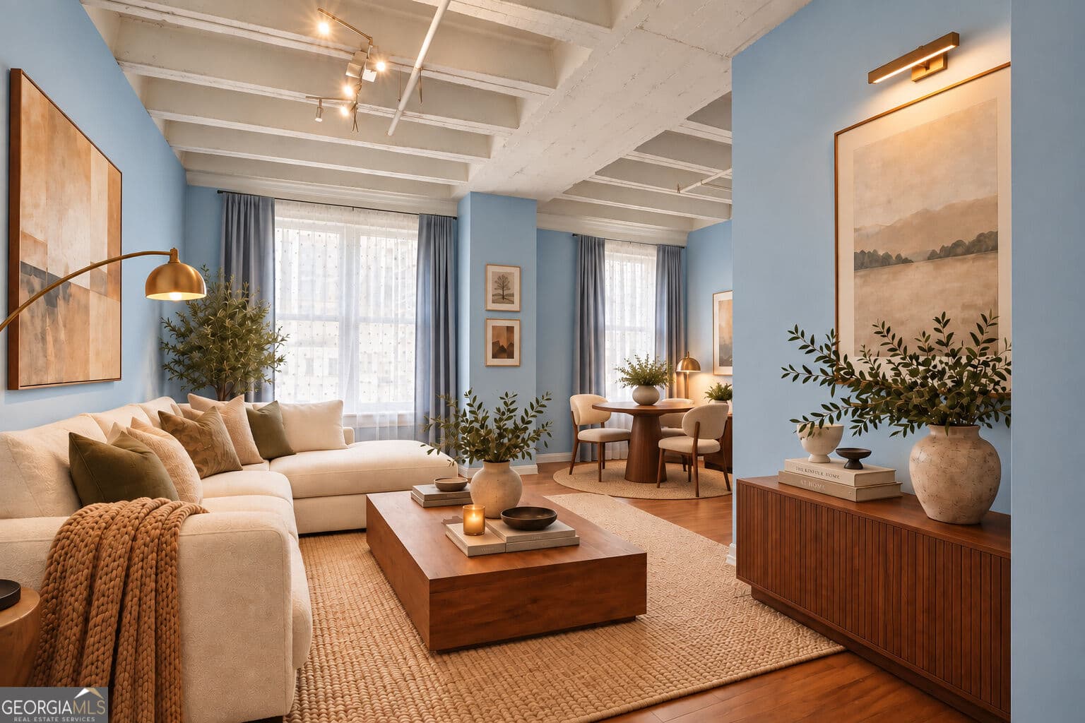 2 bedroom, 2 bathroom, 902 sq ft condominium for sale at 32 Peachtree Street 703, Atlanta, GA 30303 — photo 2