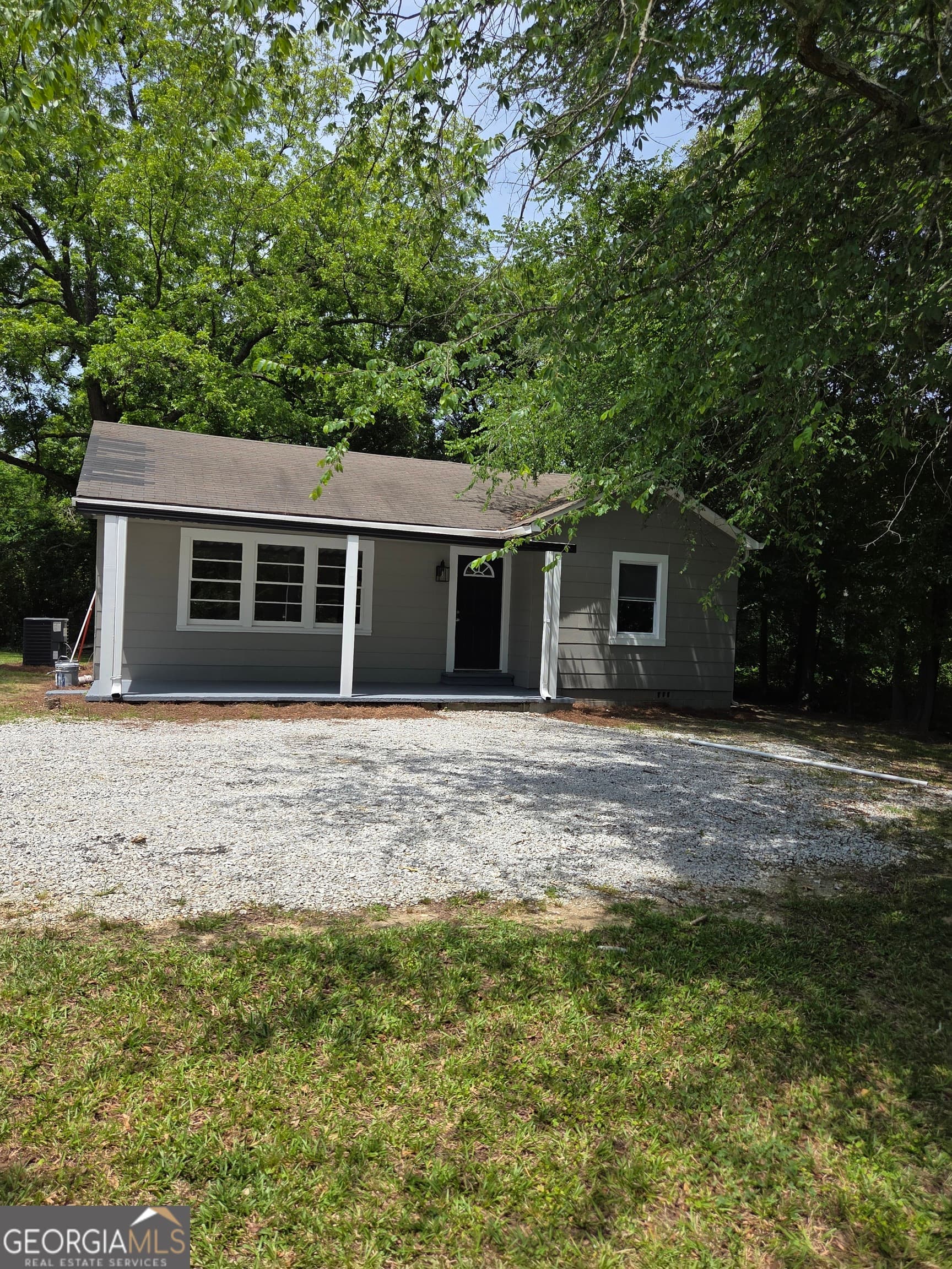 3 bedroom, 1.5 bathroom, 1,098 sq ft single family residence sold at 150 Elberton Street, Toccoa, GA 30577