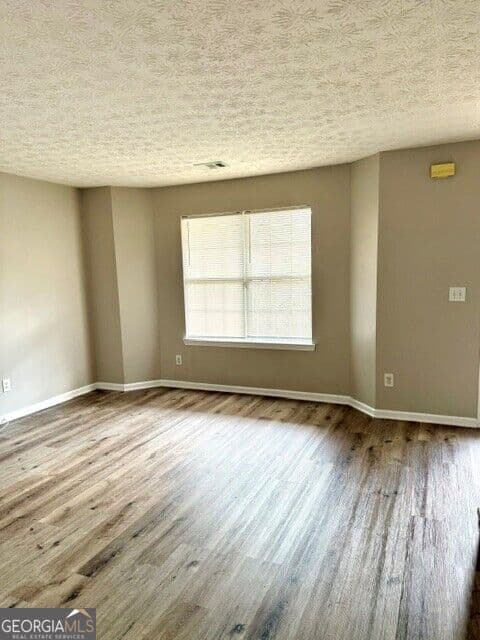 4 bedroom, 2.5 bathroom, 2,028 sq ft single family residence for rent at 1483 Cutters Mill Drive, Lithonia, GA 30058 for $2,400 a month — photo 6