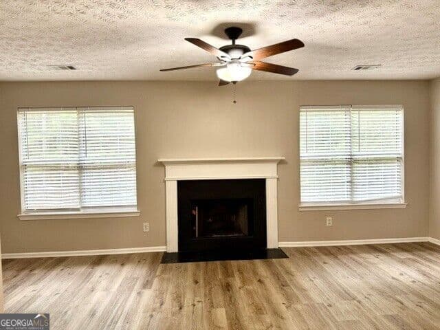 4 bedroom, 2.5 bathroom, 2,028 sq ft single family residence for rent at 1483 Cutters Mill Drive, Lithonia, GA 30058 for $2,400 a month — photo 4