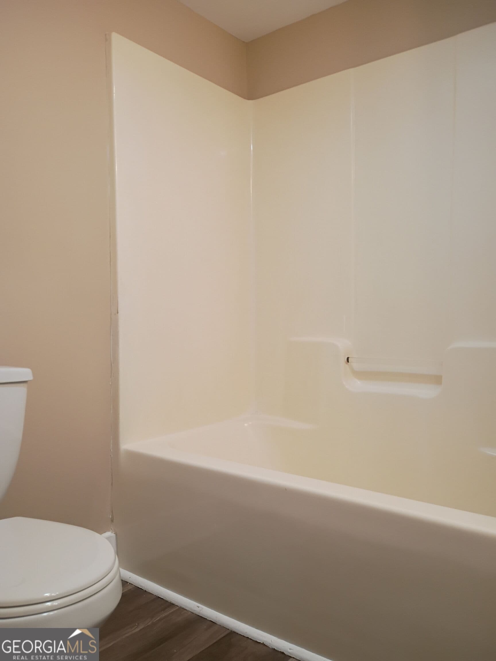 2 bedroom, 1 bathroom, 780 sq ft duplex for rent at 207 Park Avenue B, Lagrange, GA 30240 for $1,000 a month — photo 10