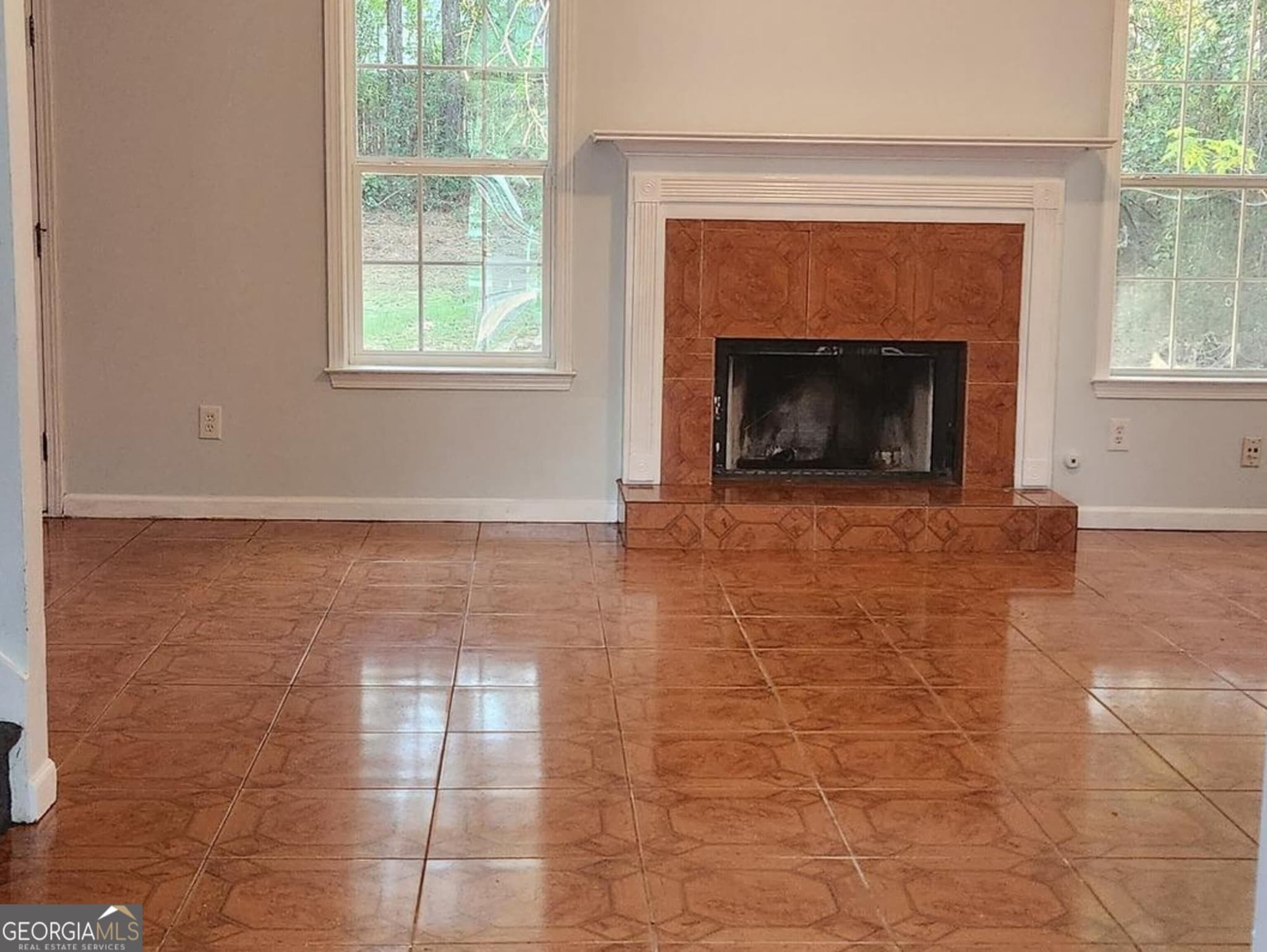 4 bedroom, 2 bathroom, 1,378 sq ft single family residence for rent at 10883 Knotty Pine Place, Hampton, GA 30228 for $2,100 a month — photo 2