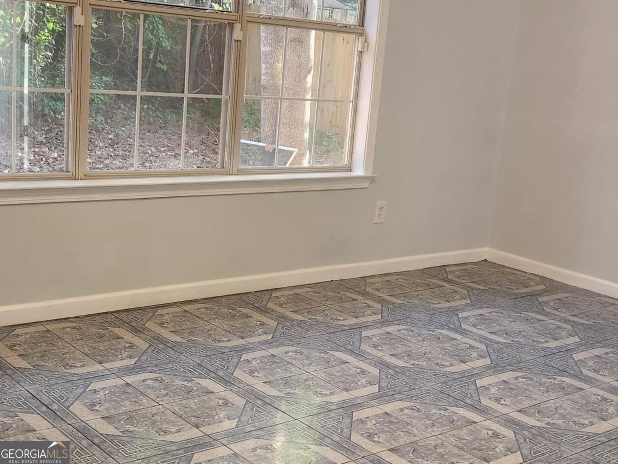 4 bedroom, 2 bathroom, 1,378 sq ft single family residence for rent at 10883 Knotty Pine Place, Hampton, GA 30228 for $2,100 a month — photo 6