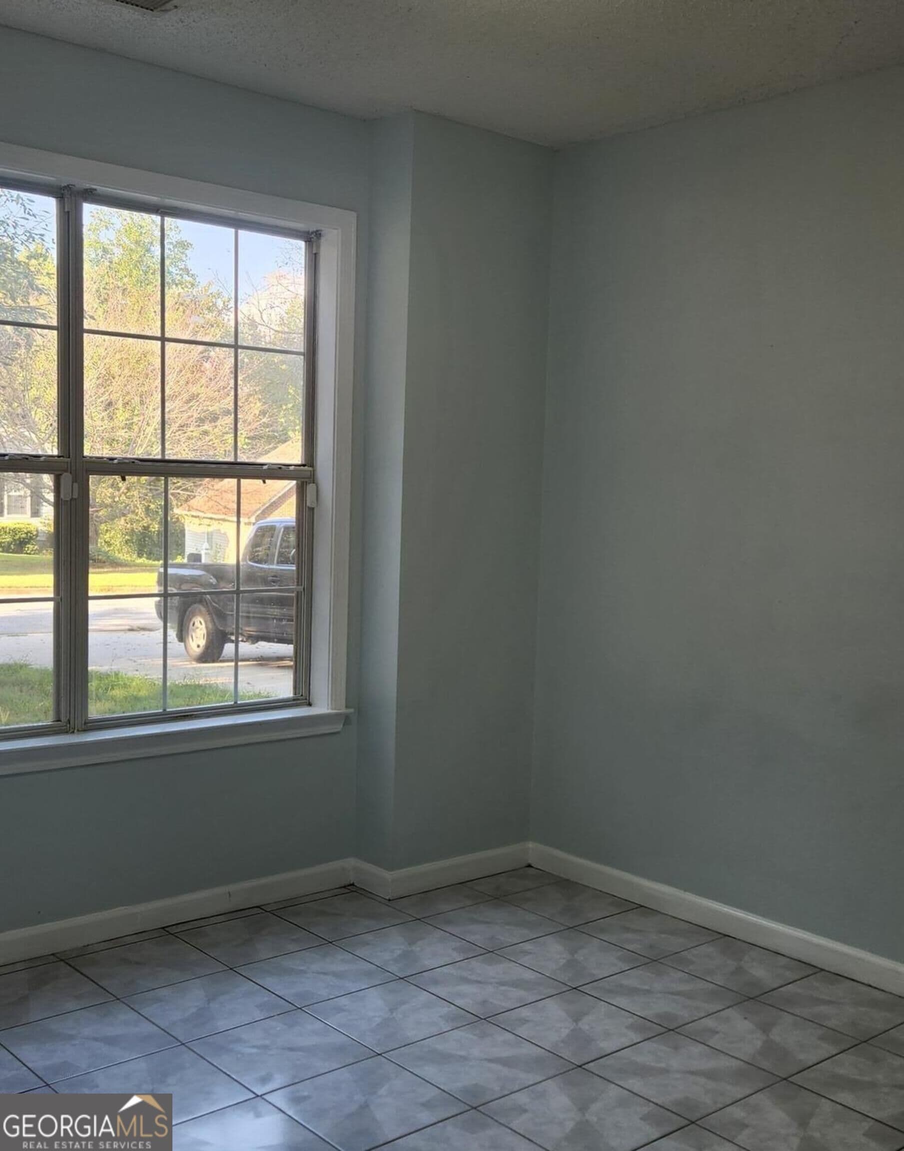 4 bedroom, 2 bathroom, 1,378 sq ft single family residence for rent at 10883 Knotty Pine Place, Hampton, GA 30228 for $2,100 a month — photo 9
