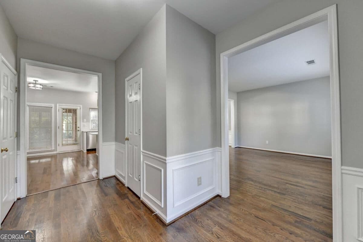 4 bedroom, 2.5 bathroom, 2,184 sq ft single family residence for rent at 7470 Brookwood Way, Cumming, GA 30041 for $3,000 a month — photo 4