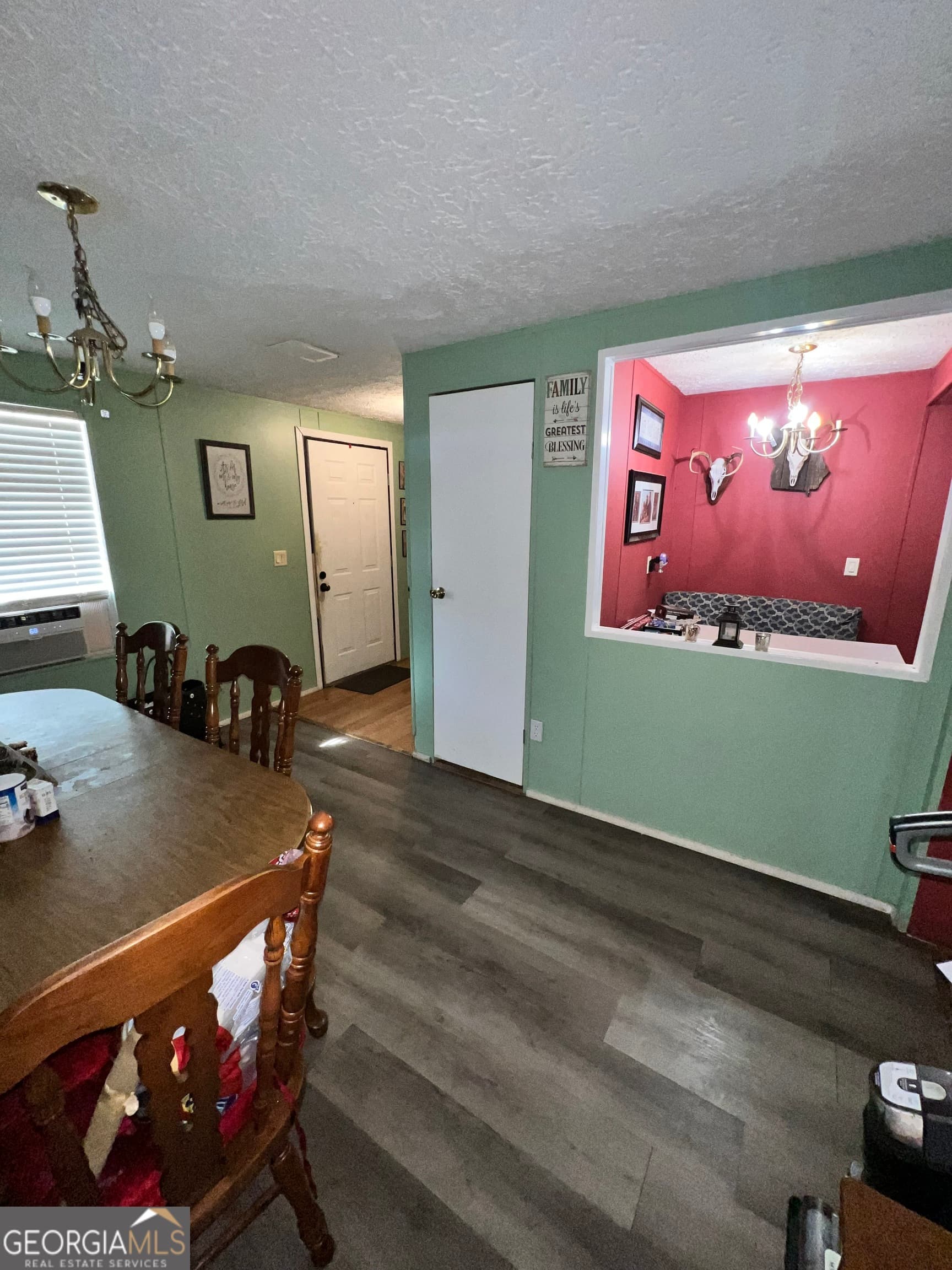 3 bedroom, 2 bathroom, 1,782 sq ft manufactured home,single family residence under contract at 3616 Us Highway 441, Dublin, GA 31021 — photo 6