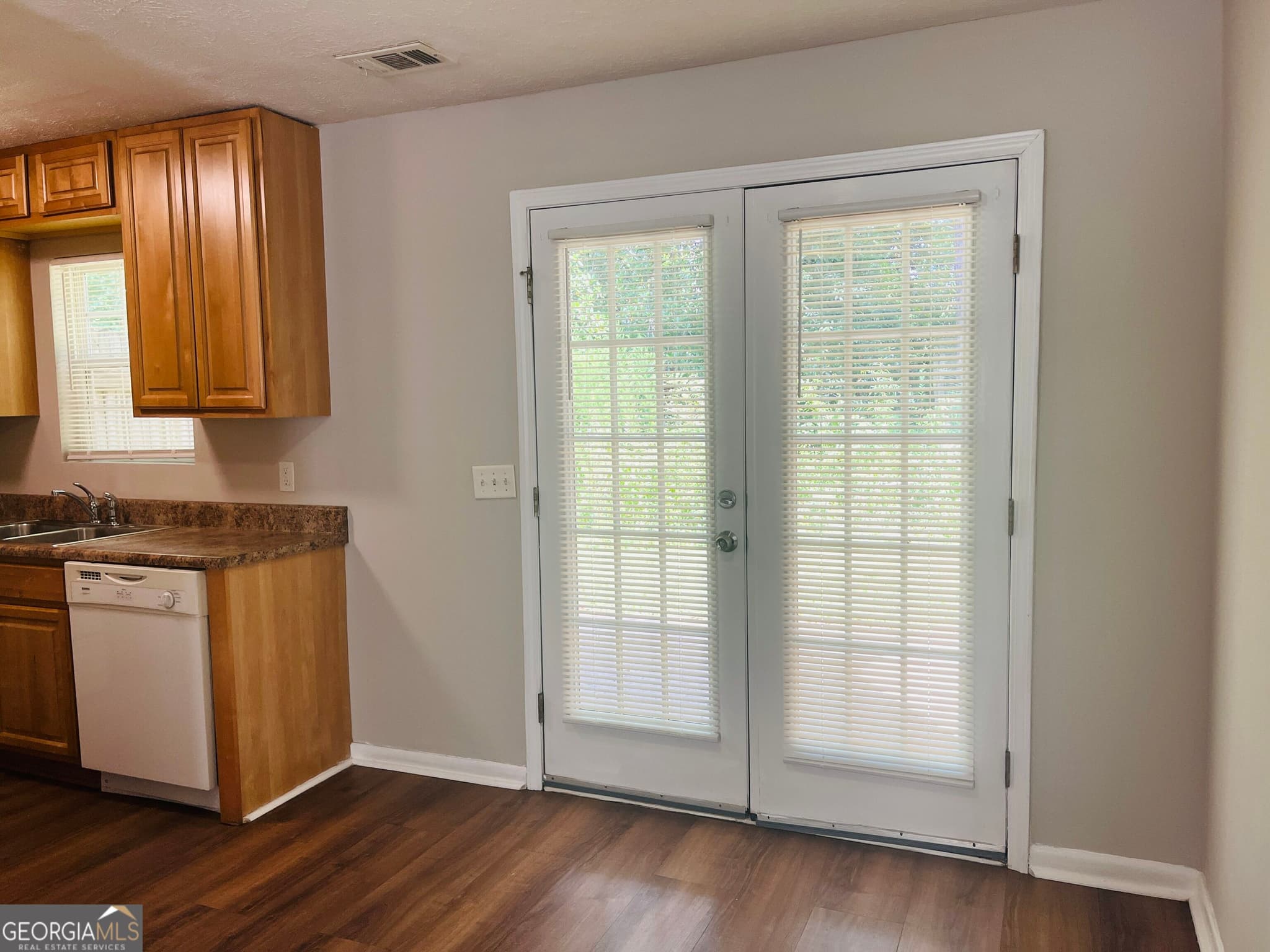 2 bedroom, 1.5 bathroom, 1,044 sq ft quadruplex for rent at 603 Wilburn Avenue H, Lagrange, GA 30240 for $1,025 a month — photo 7