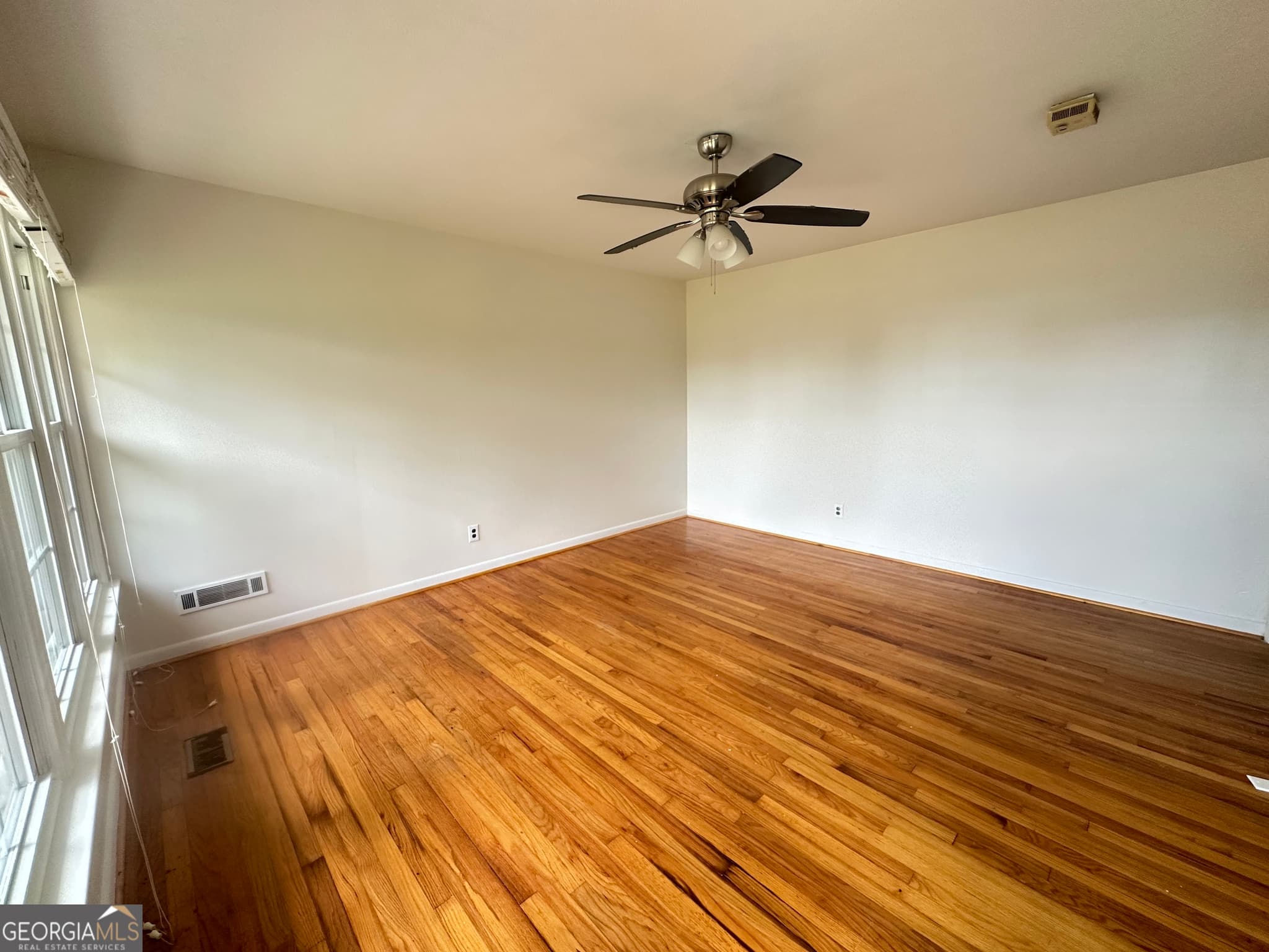 3 bedroom, 2 bathroom, 1,144 sq ft single family residence for sale at 6899 Scenic Heights, Manchester, GA 31816 — photo 5