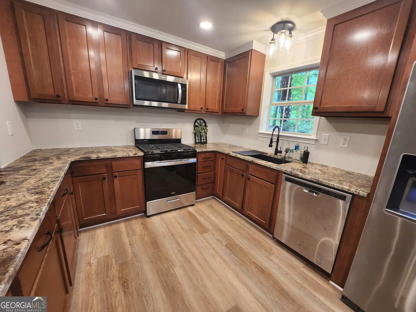 4 bedroom, 3 bathroom single family residence for rent at 6765 Virlyn B Smith Road, Fairburn, GA 30213 for $5,355 a month — photo 4