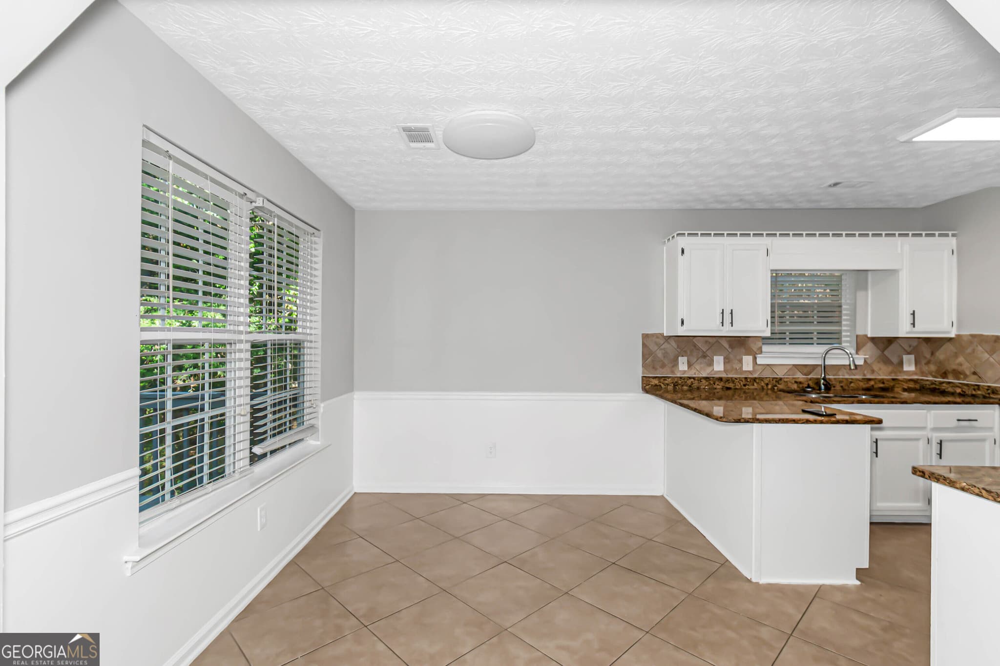 4 bedroom, 3 bathroom, 2,353 sq ft single family residence for sale at 35 Almond Way, Covington, GA 30016 — photo 7