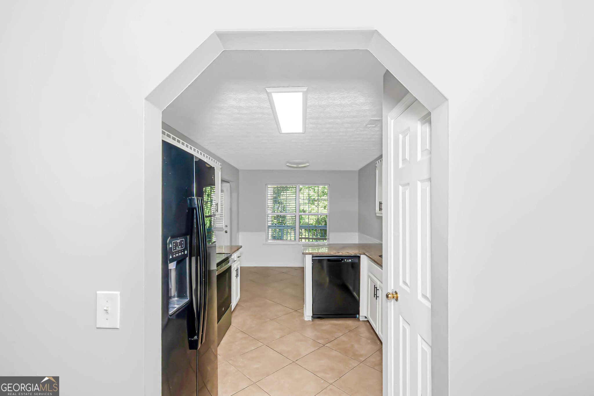4 bedroom, 3 bathroom, 2,353 sq ft single family residence for sale at 35 Almond Way, Covington, GA 30016 — photo 9