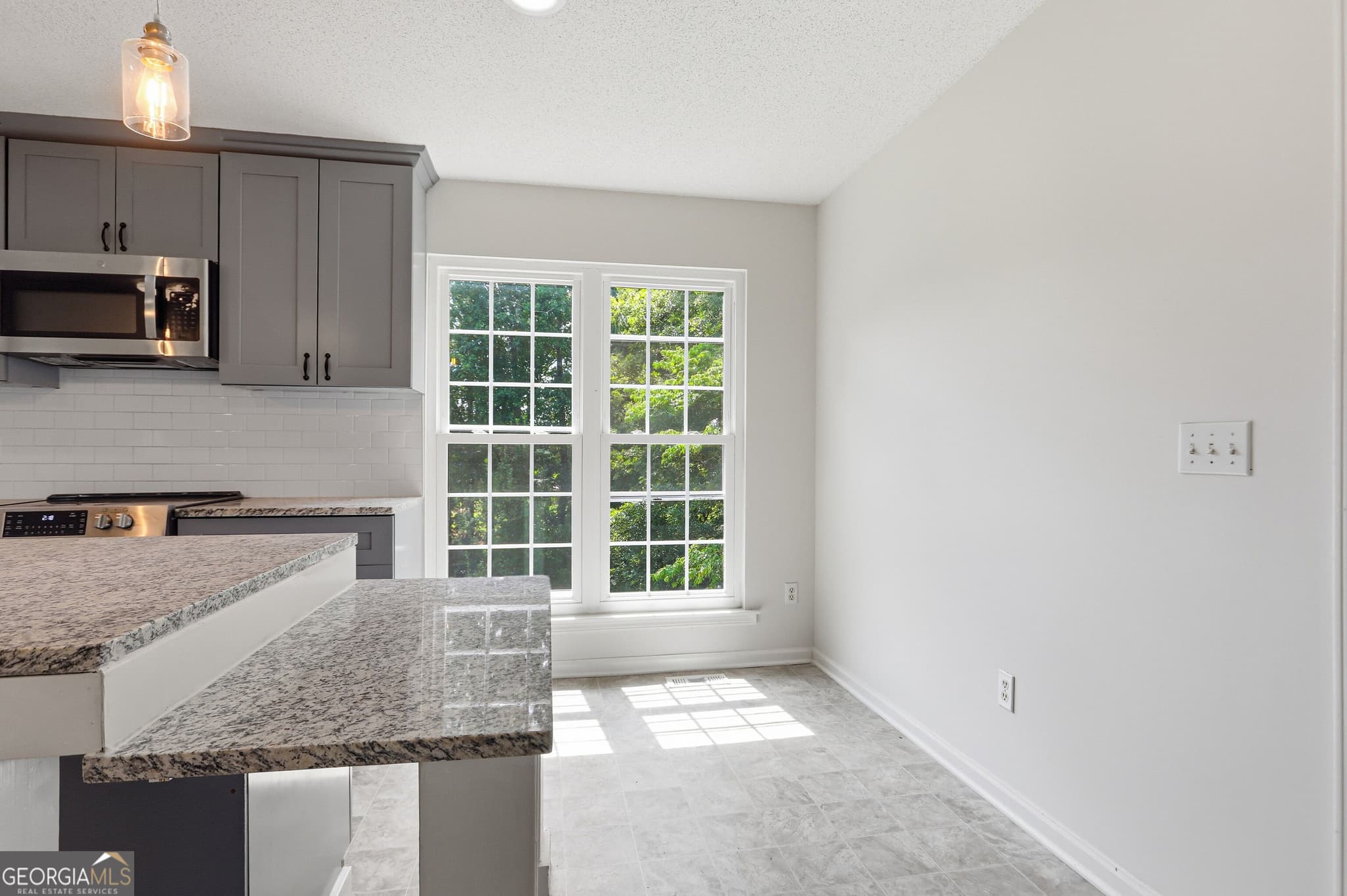 4 bedroom, 2.5 bathroom, 2,284 sq ft single family residence for sale at 1336 Fate Conn Road, Canton, GA 30114 — photo 6