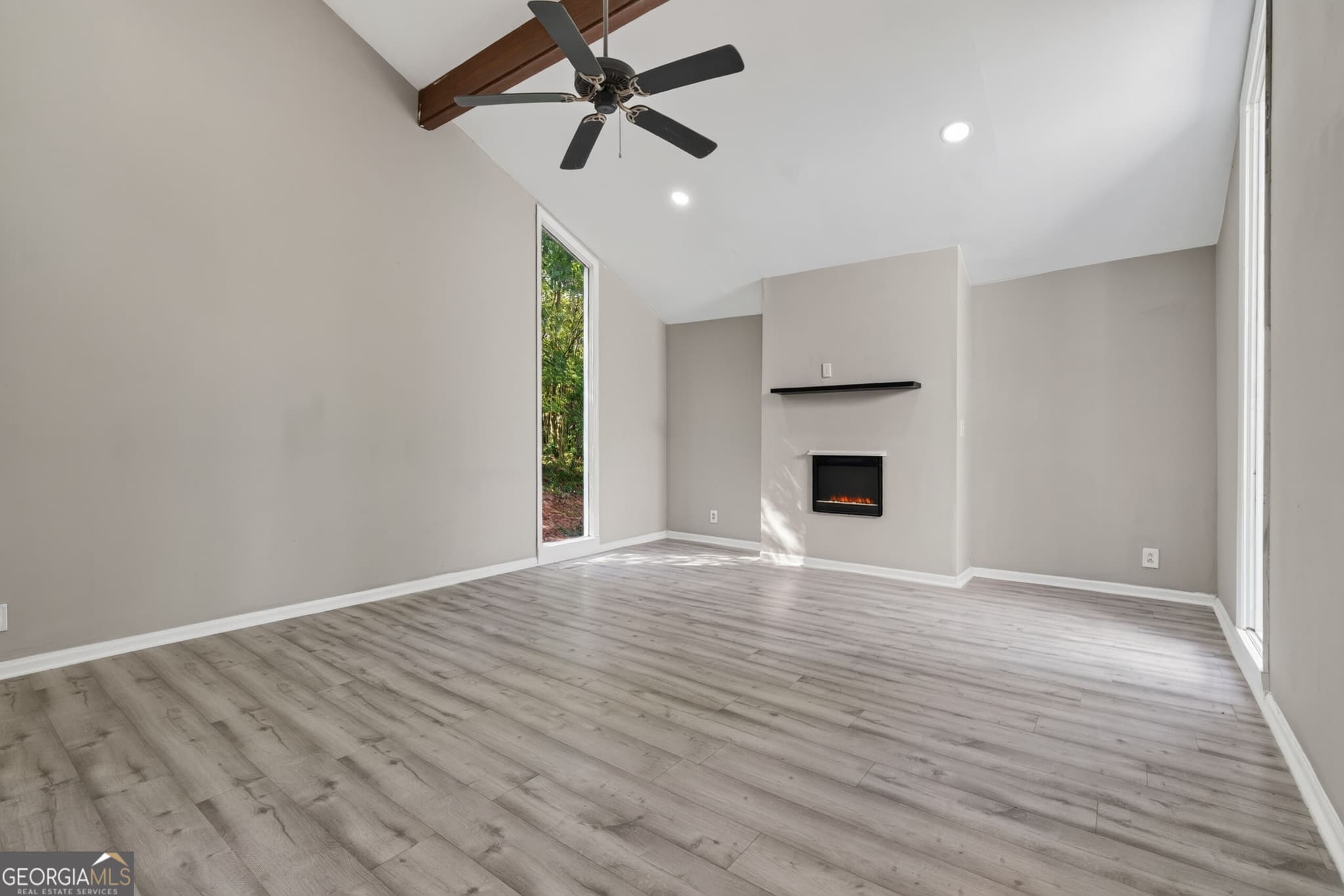 4 bedroom, 3 bathroom, 2,136 sq ft single family residence for sale at 555 Glencove Drive, Macon, GA 31210 — photo 7