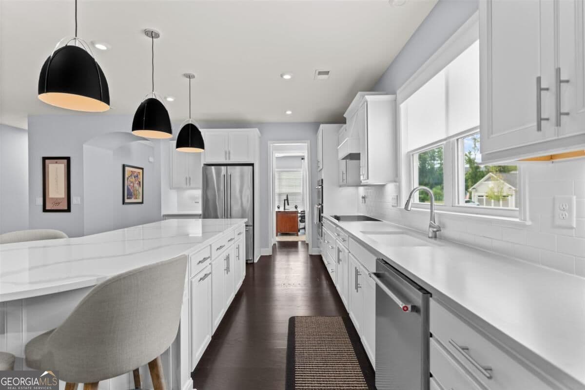 3 bedroom, 2 bathroom, 2,096 sq ft single family residence for sale at 1020 Southwood Way, Greensboro, GA 30642 — photo 10