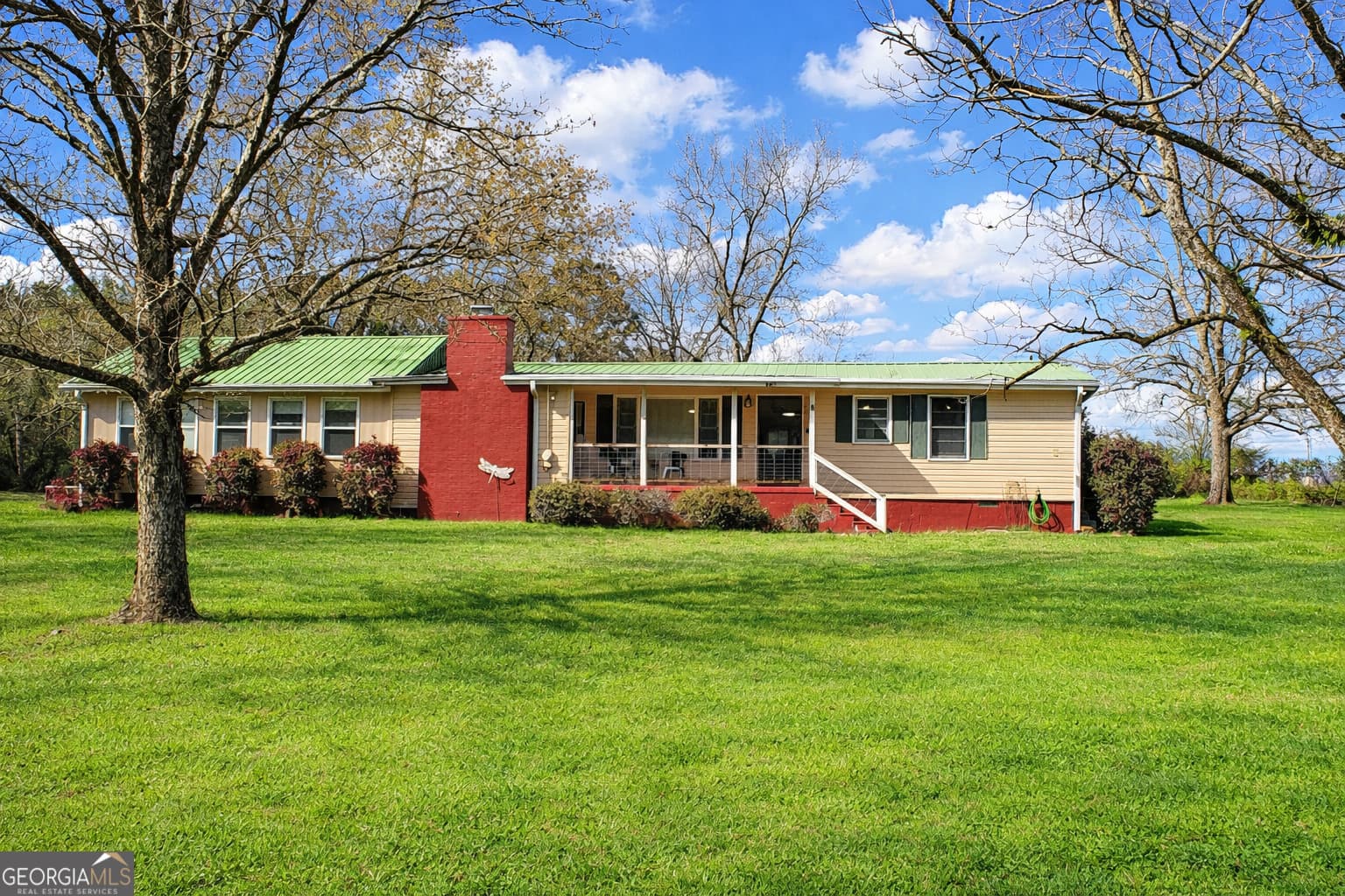 2 bedroom, 1 bathroom, 1,724 sq ft single family residence for sale at 807 Triune Mill Road, Thomaston, GA 30286