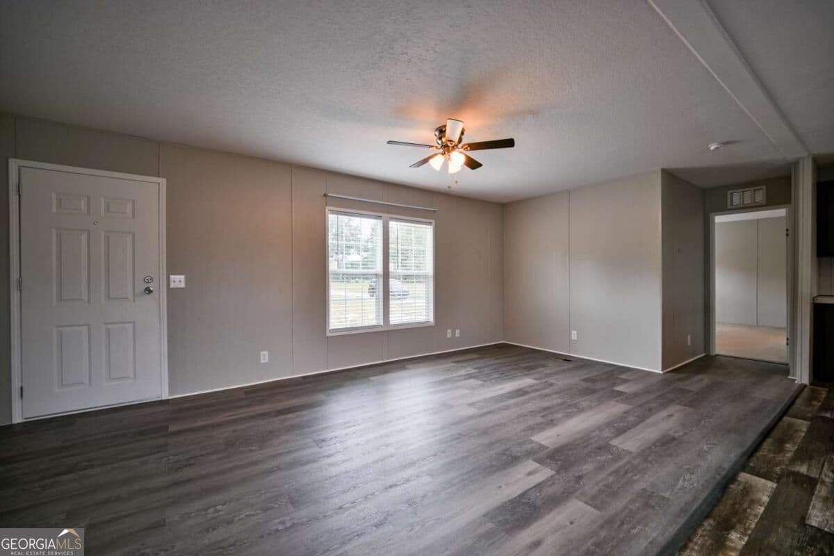 3 bedroom, 2 bathroom, 1,344 sq ft single family residence for sale at 159 Alexander Ray Road, Canon, GA 30520 — photo 2