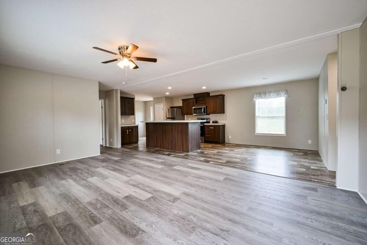 3 bedroom, 2 bathroom, 1,344 sq ft single family residence for sale at 159 Alexander Ray Road, Canon, GA 30520 — photo 5