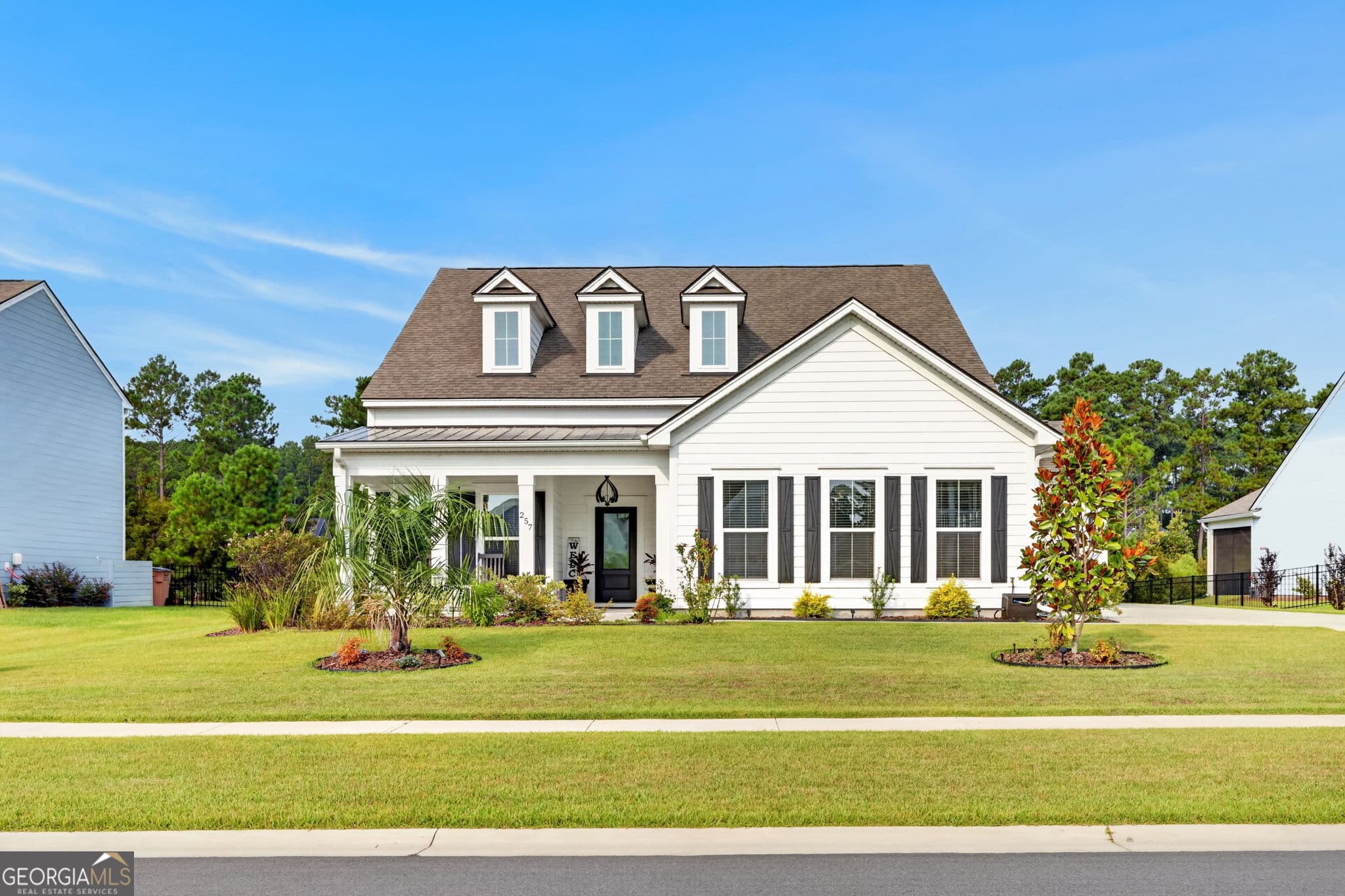 4 bedroom, 3 bathroom, 2,799 sq ft single family residence for sale at 257 Heron Creek Drive, Richmond Hill, GA 31324 — photo 6
