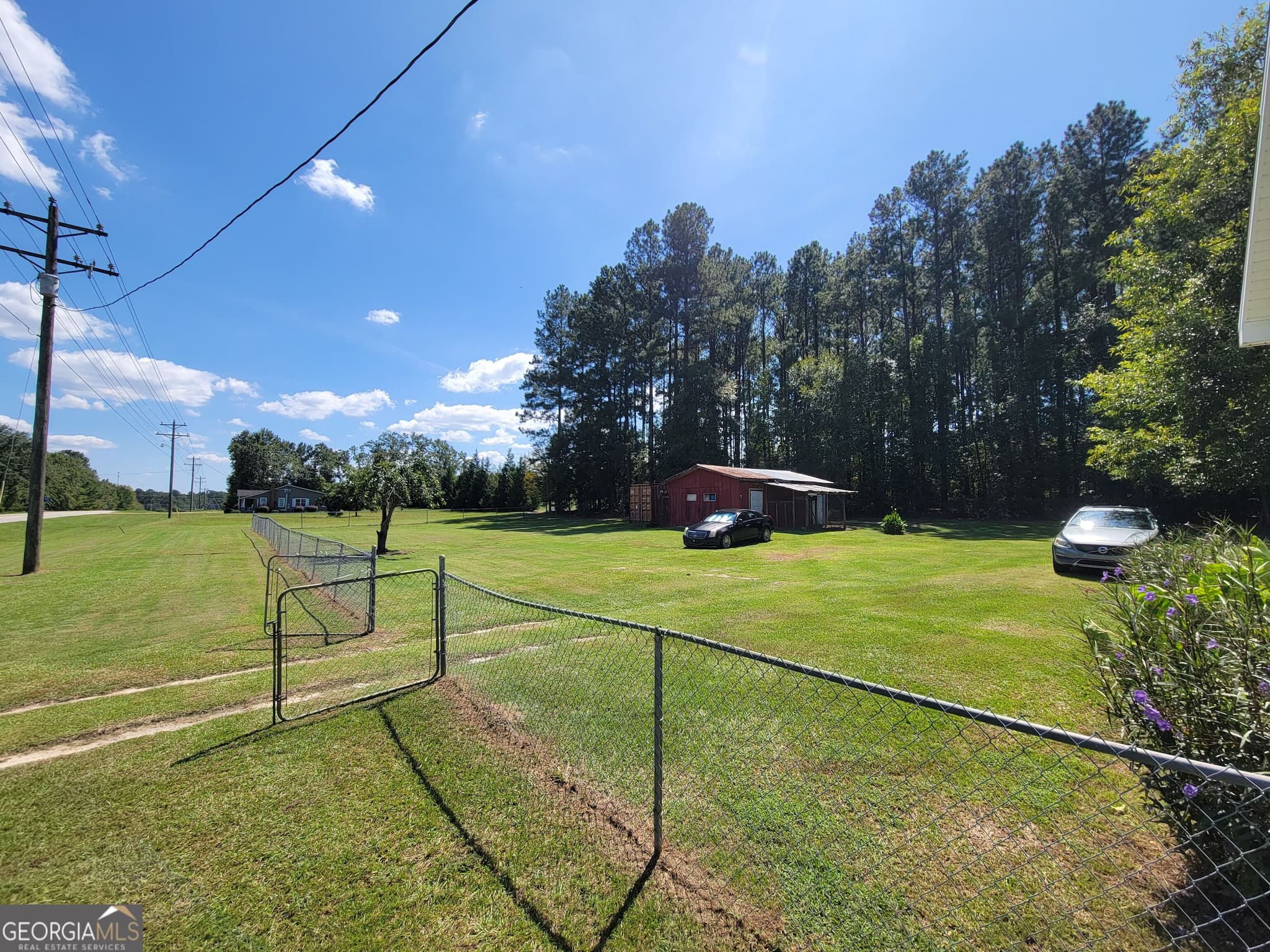 2 bedroom, 2 bathroom, 1,568 sq ft single family residence under contract at 2753 Waynesboro Highway, Sylvania, GA 30467 — photo 9