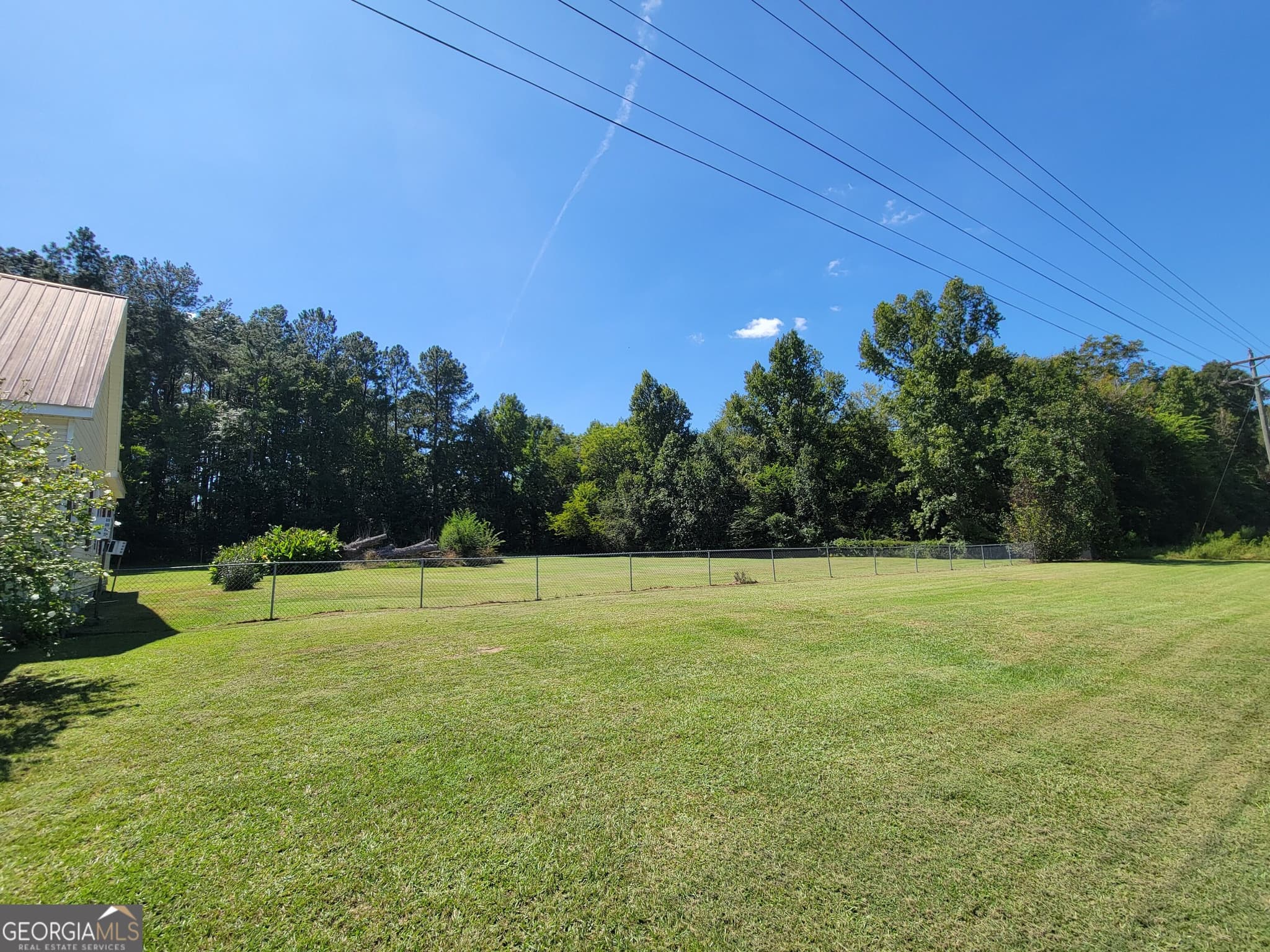 2 bedroom, 2 bathroom, 1,568 sq ft single family residence under contract at 2753 Waynesboro Highway, Sylvania, GA 30467 — photo 8