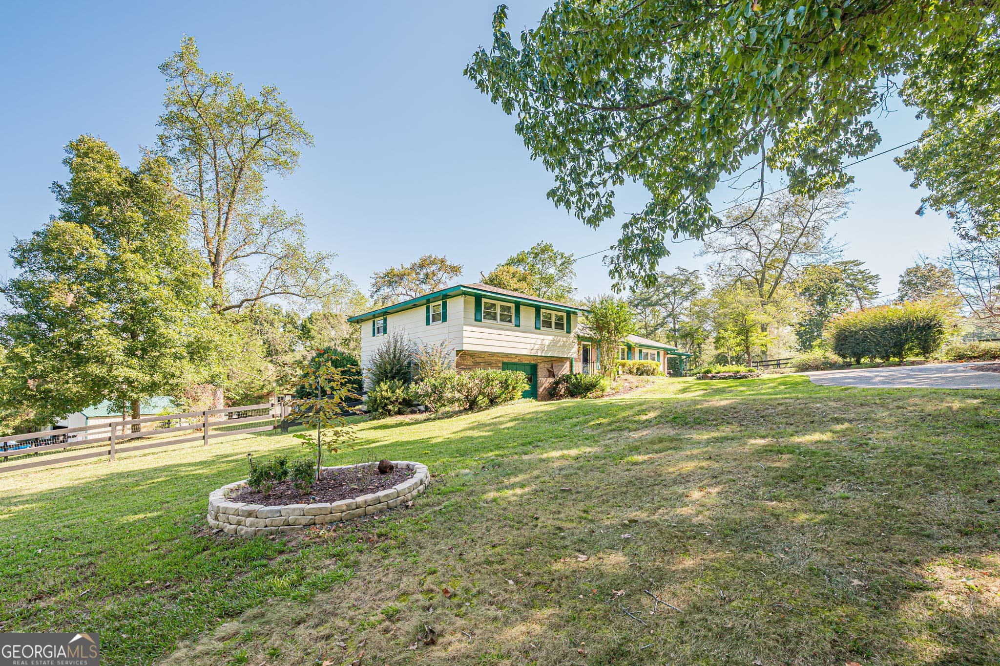 3 bedroom, 2 bathroom, 2,996 sq ft single family residence for sale at 1276 Howell, Ball Ground, GA 30107 — photo 3
