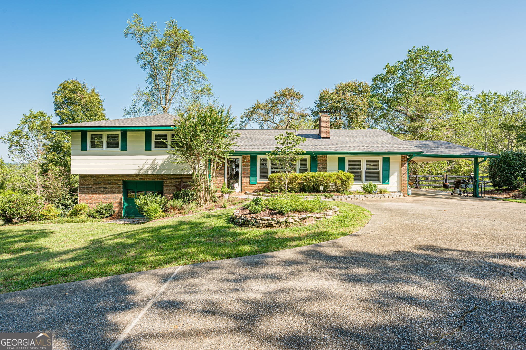 3 bedroom, 2 bathroom, 2,996 sq ft single family residence for sale at 1276 Howell, Ball Ground, GA 30107 — photo 1 of 46