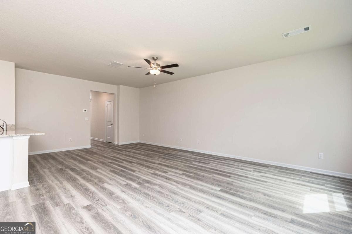 4 bedroom, 2.5 bathroom, 2,384 sq ft single family residence for sale at 393 Sand Dune Way, Conyers, GA 30013 — photo 10