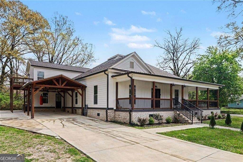 5 bedroom, 3 bathroom, 2,585 sq ft single family residence for sale at 417 Pennington Avenue, Rome, GA 30161 — photo 2