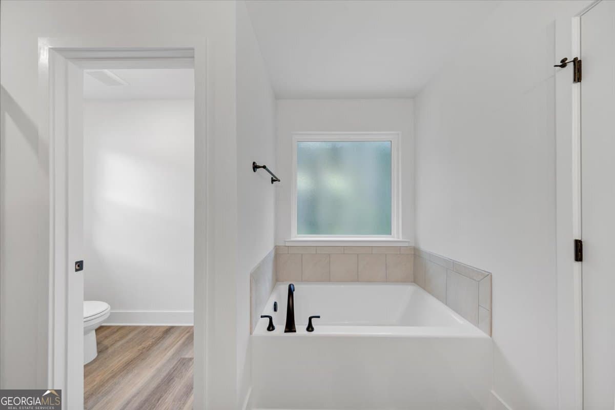 3 bedroom, 2.5 bathroom, 1,643 sq ft single family residence for sale at 146 Chaucer Lane LOT 74, Carrollton, GA 30117 — photo 8